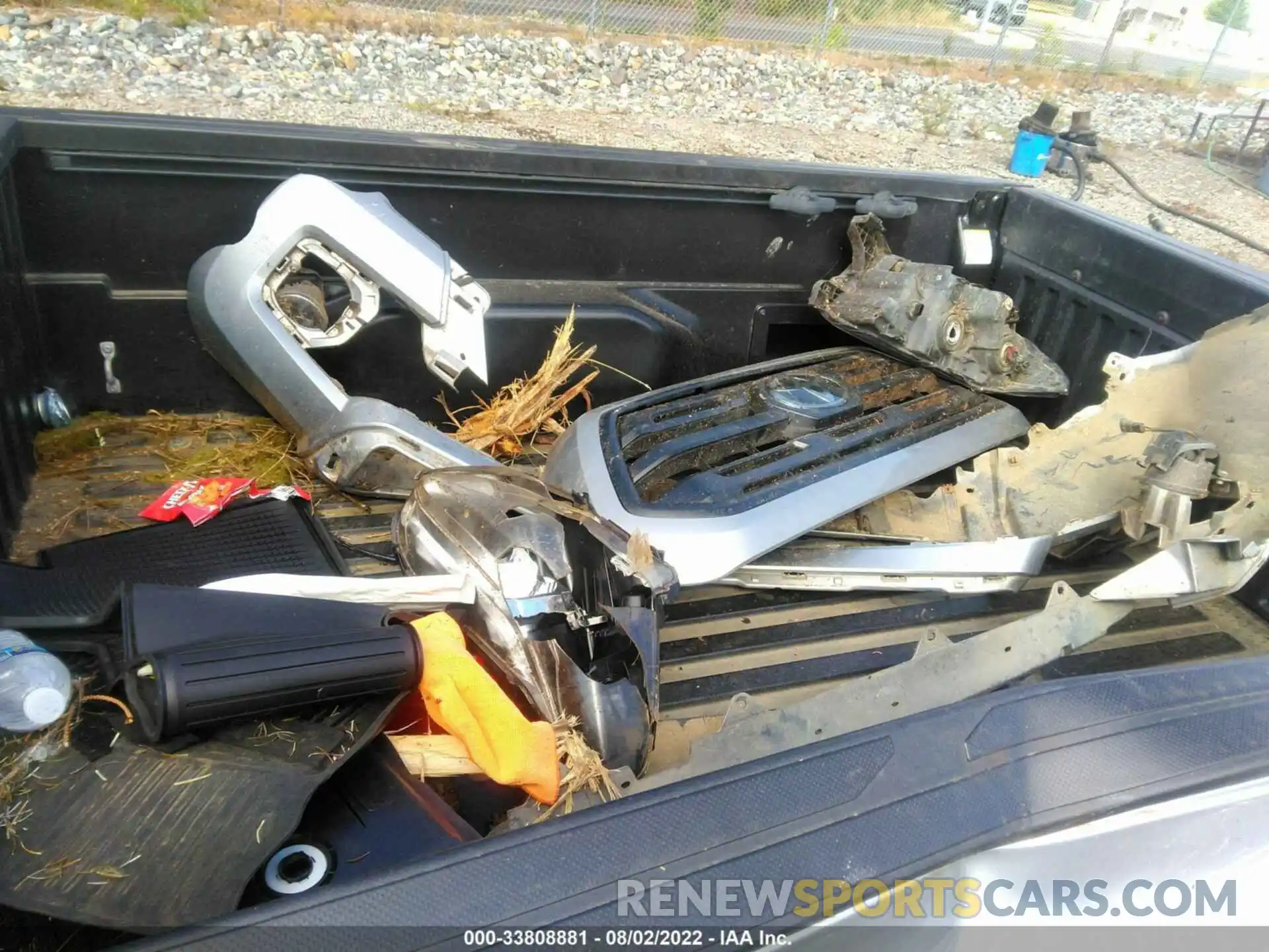 12 Photograph of a damaged car 5TFSX5EN8KX070331 TOYOTA TACOMA 4WD 2019