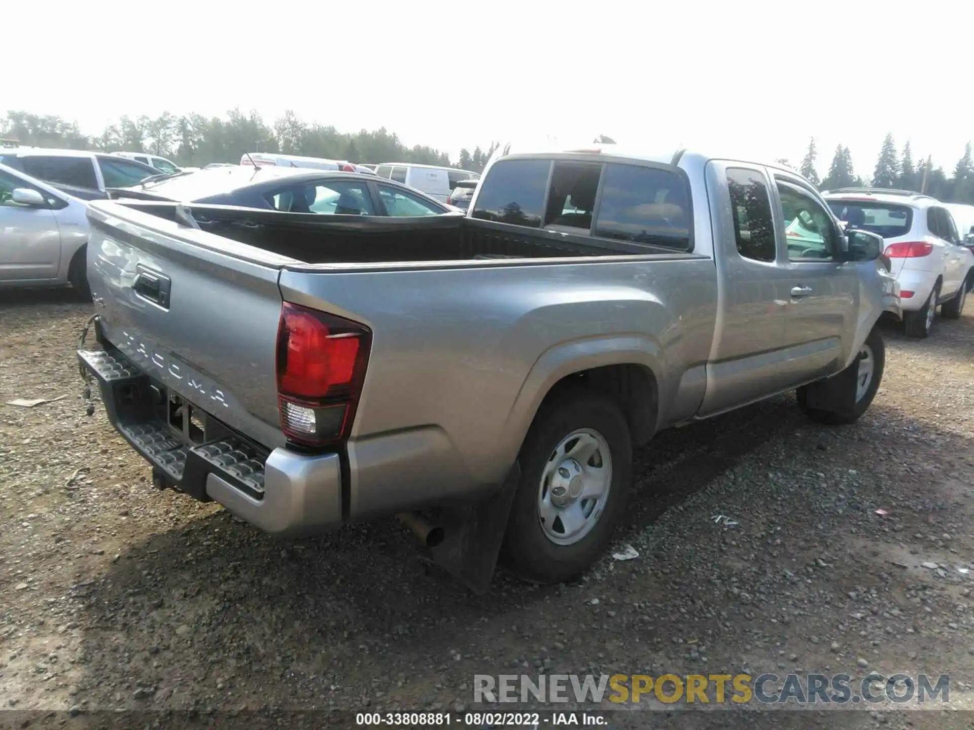 4 Photograph of a damaged car 5TFSX5EN8KX070331 TOYOTA TACOMA 4WD 2019