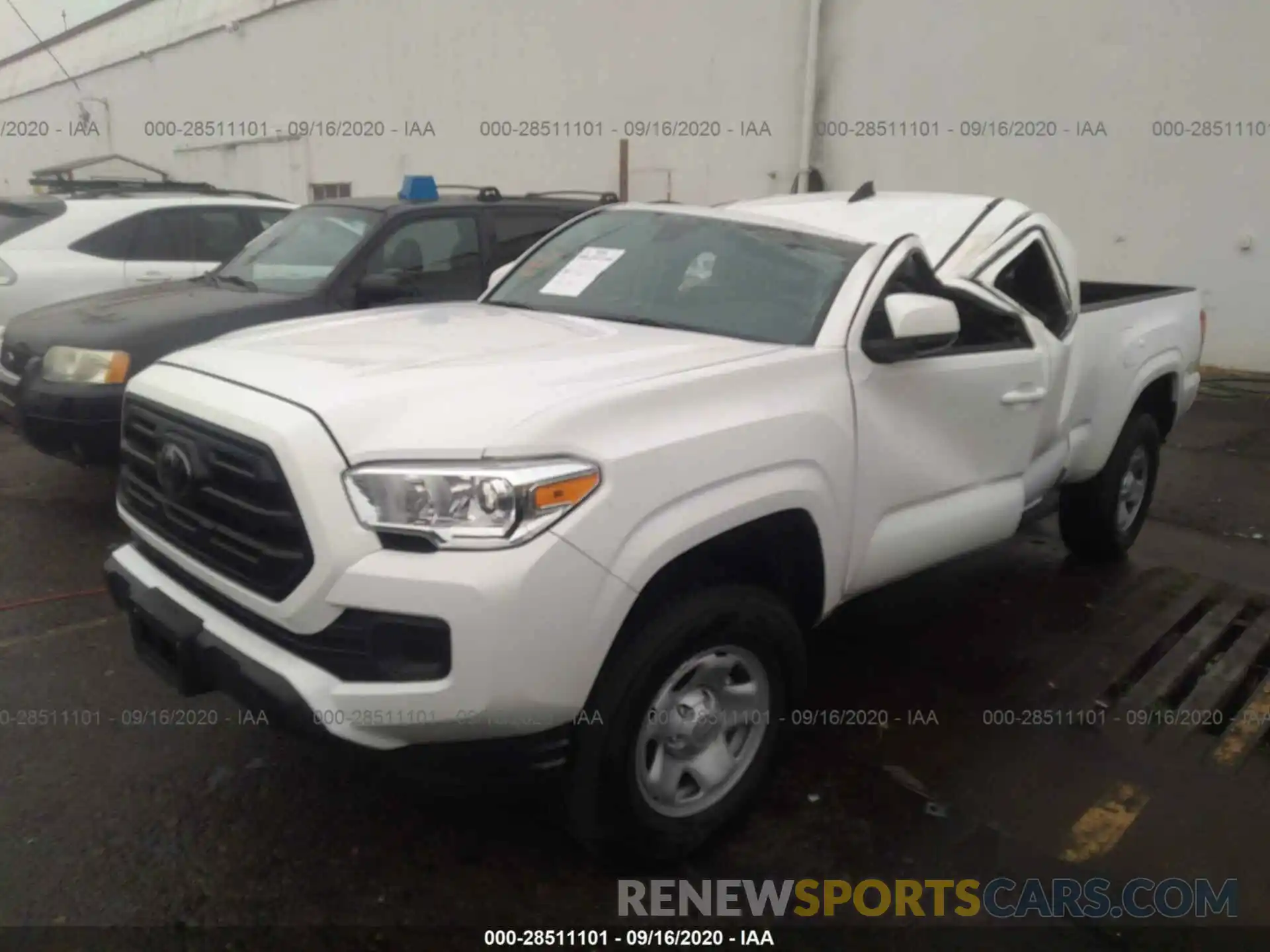 2 Photograph of a damaged car 5TFSX5EN8KX070944 TOYOTA TACOMA 4WD 2019