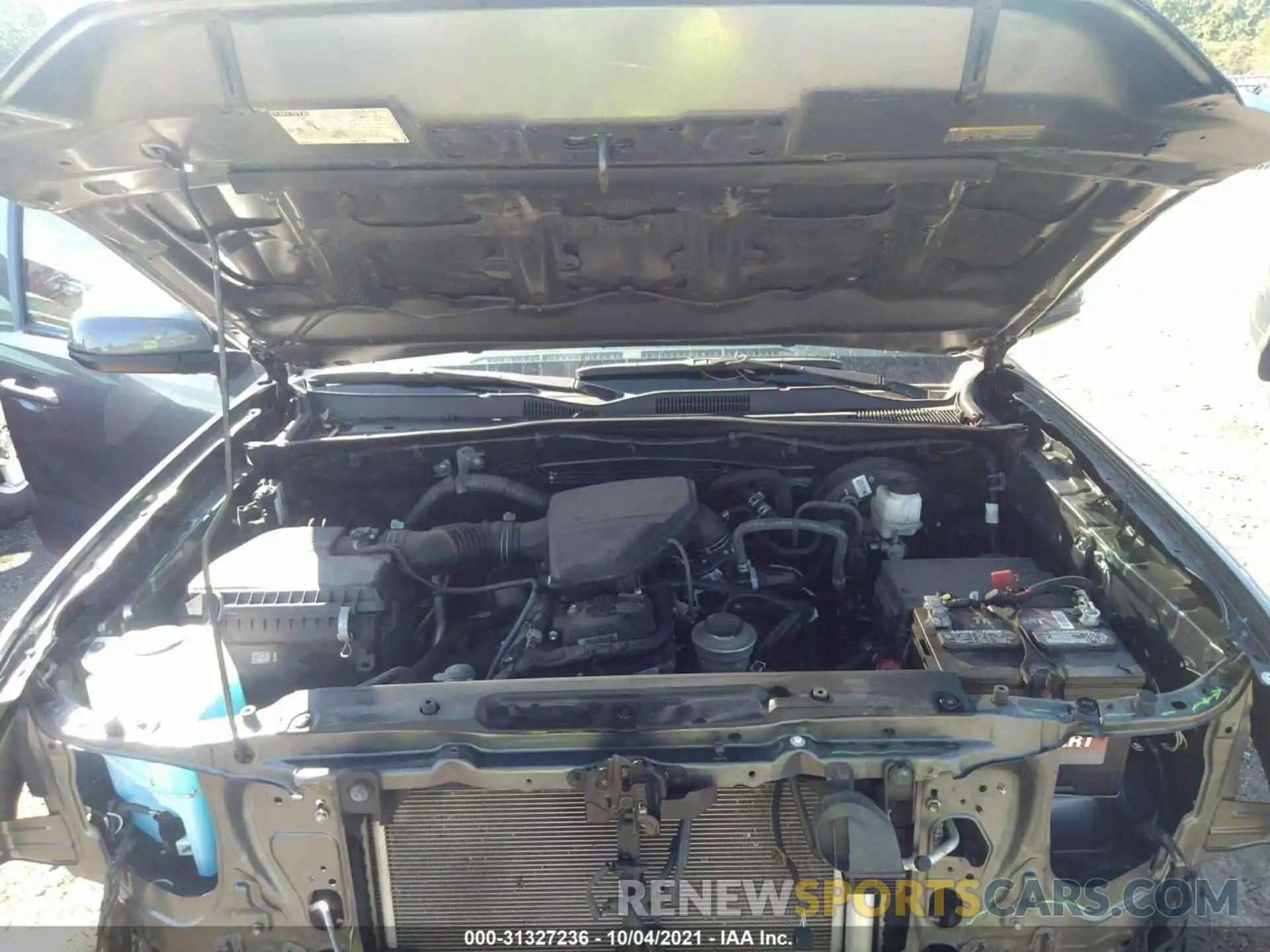 10 Photograph of a damaged car 5TFSX5ENXKX063882 TOYOTA TACOMA 4WD 2019