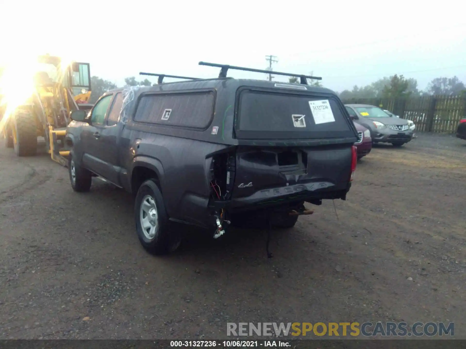 3 Photograph of a damaged car 5TFSX5ENXKX063882 TOYOTA TACOMA 4WD 2019