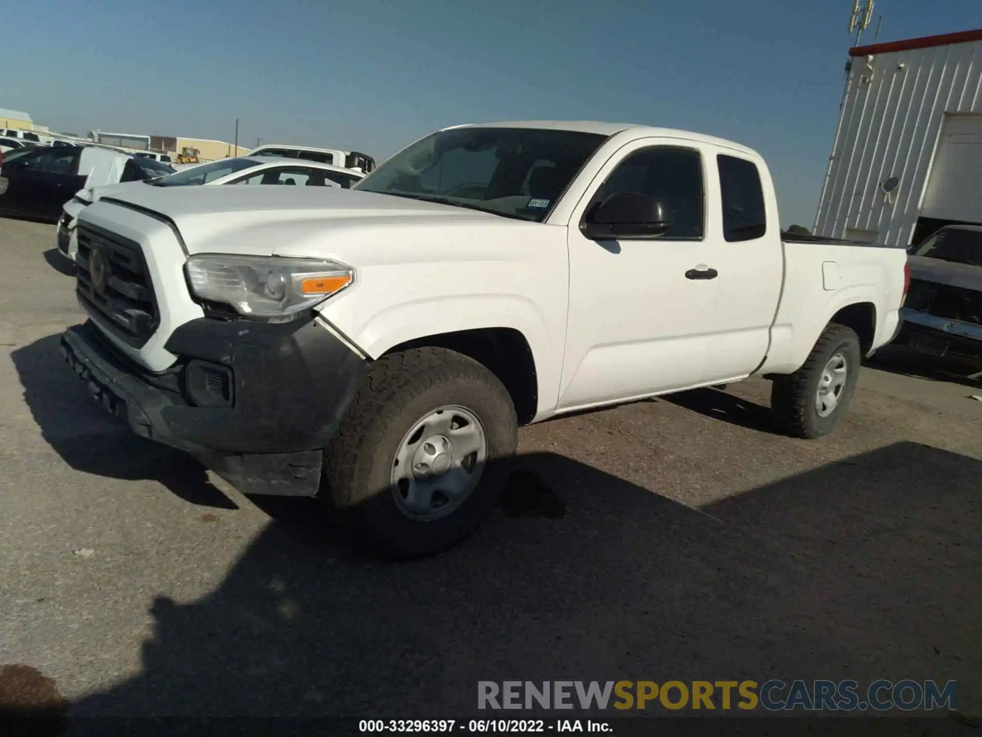 2 Photograph of a damaged car 5TFSX5ENXKX065549 TOYOTA TACOMA 4WD 2019