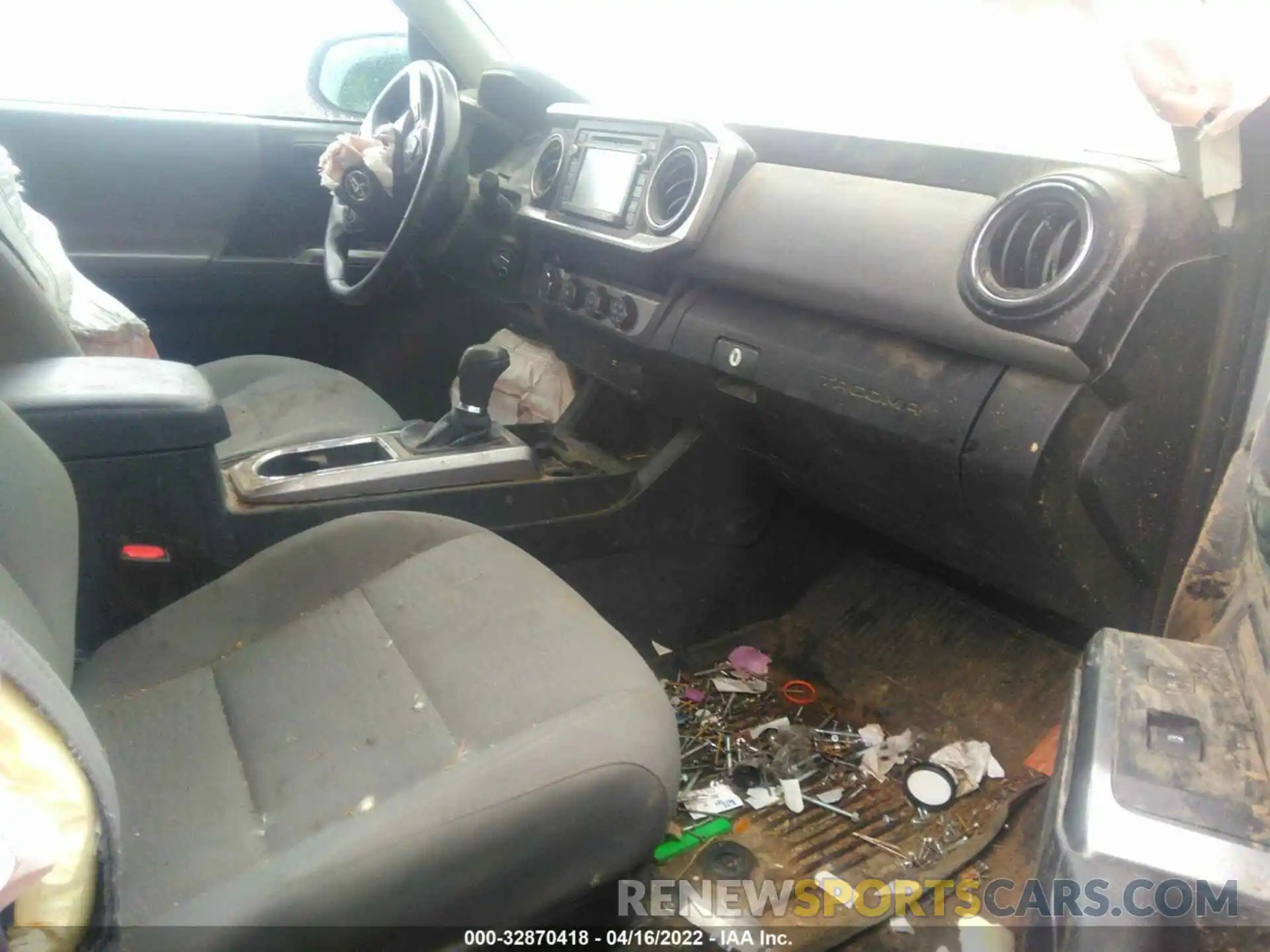 5 Photograph of a damaged car 5TFSX5ENXKX070914 TOYOTA TACOMA 4WD 2019