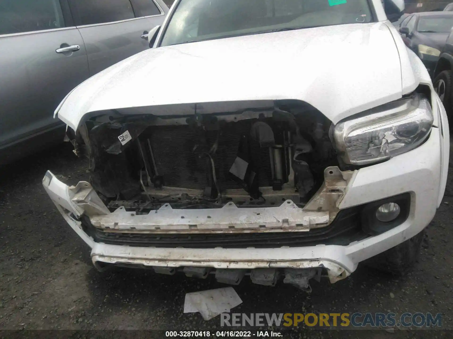 6 Photograph of a damaged car 5TFSX5ENXKX070914 TOYOTA TACOMA 4WD 2019