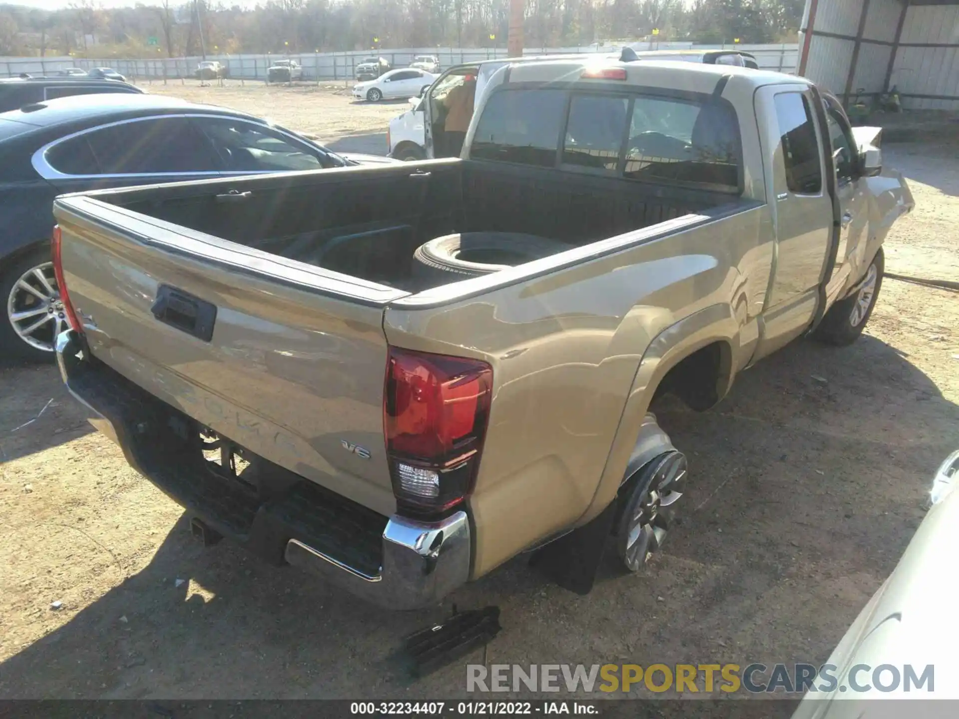 4 Photograph of a damaged car 5TFSZ5AN0KX170536 TOYOTA TACOMA 4WD 2019