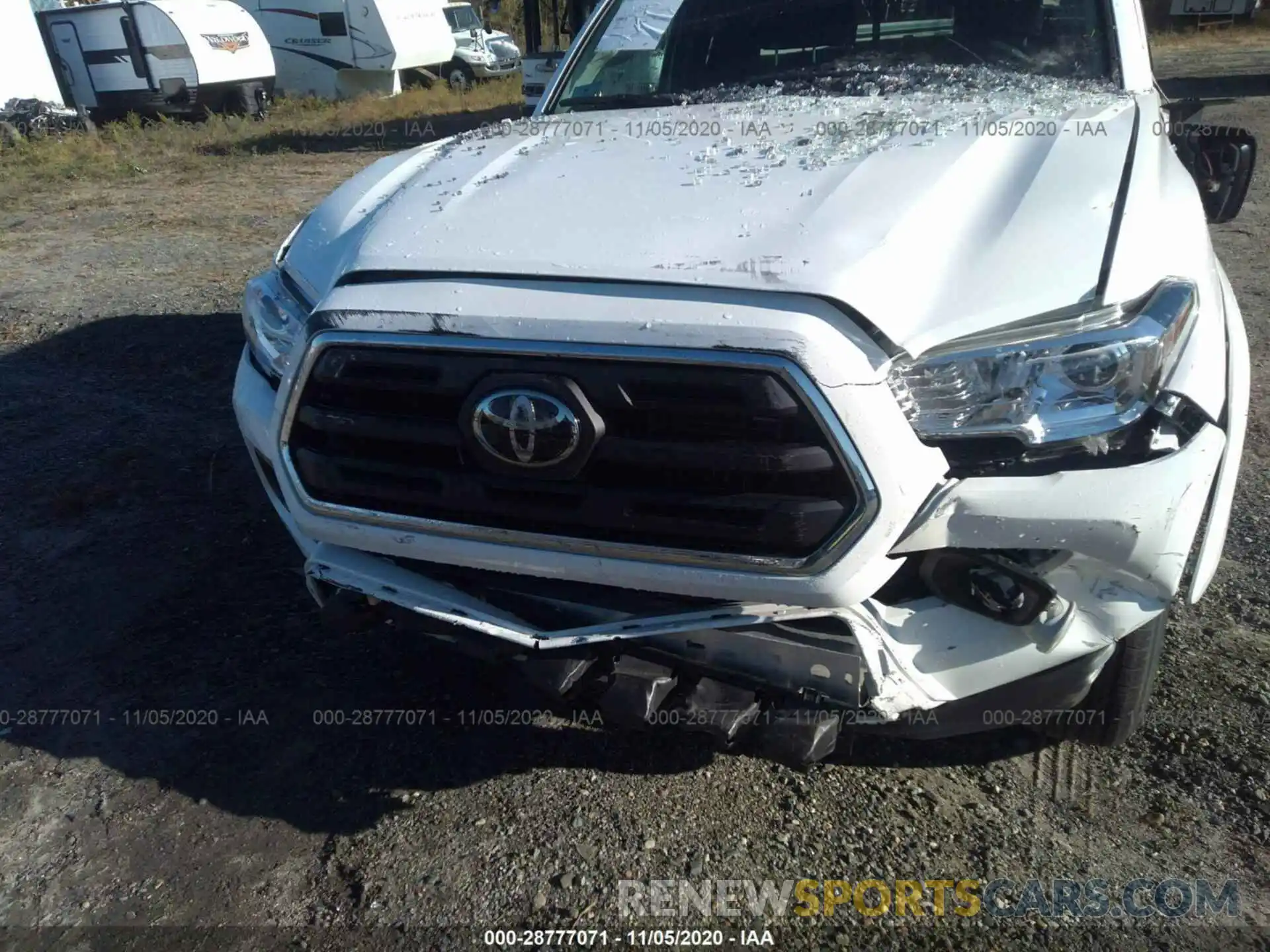 6 Photograph of a damaged car 5TFSZ5AN0KX202305 TOYOTA TACOMA 4WD 2019