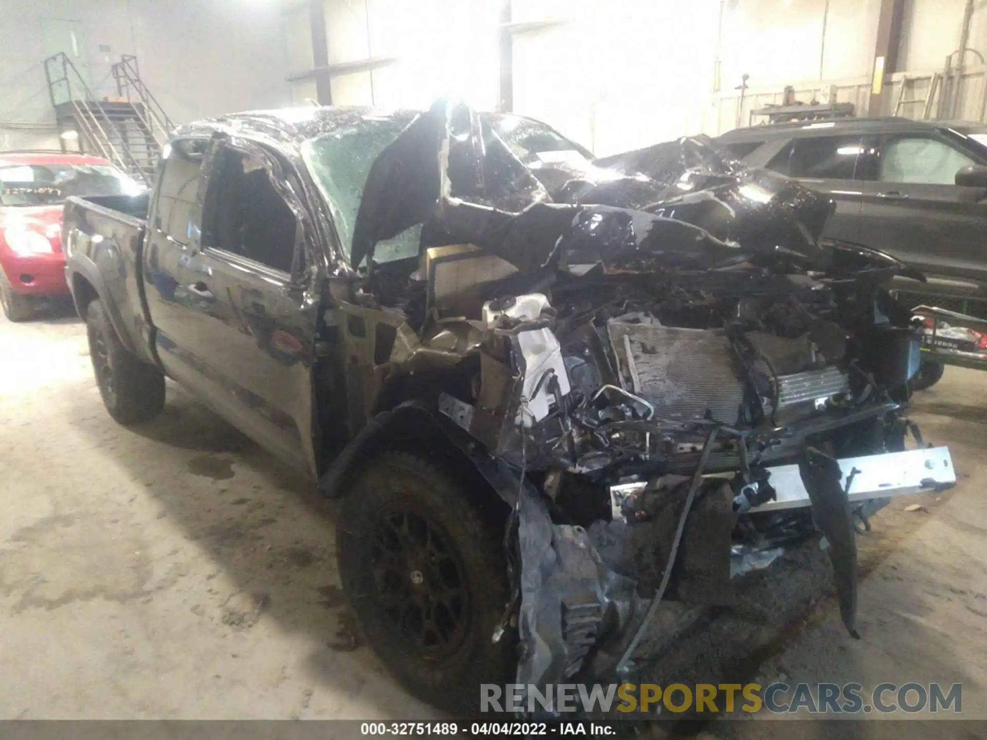 1 Photograph of a damaged car 5TFSZ5AN1KX203060 TOYOTA TACOMA 4WD 2019