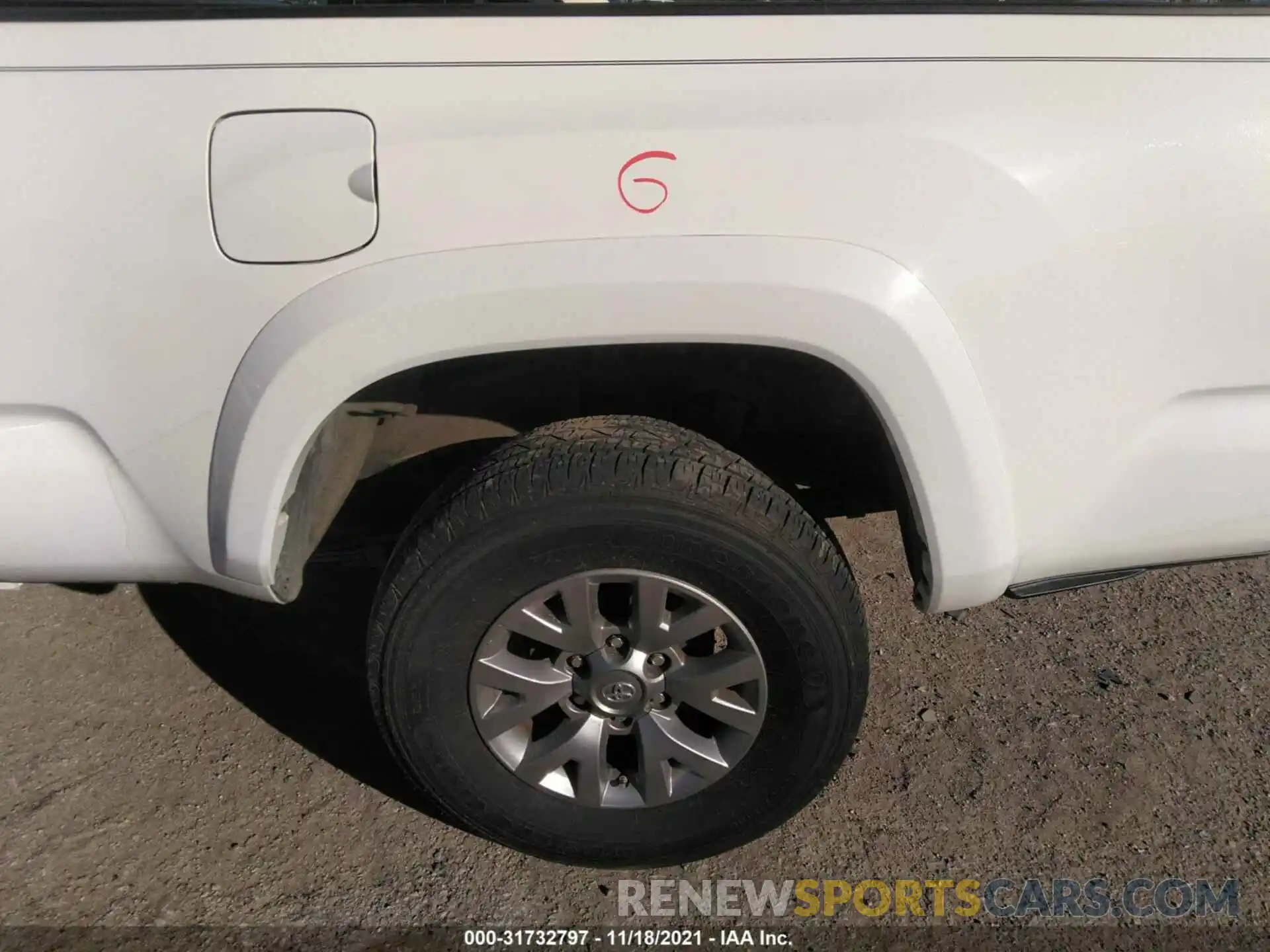 12 Photograph of a damaged car 5TFSZ5AN2KX171882 TOYOTA TACOMA 4WD 2019