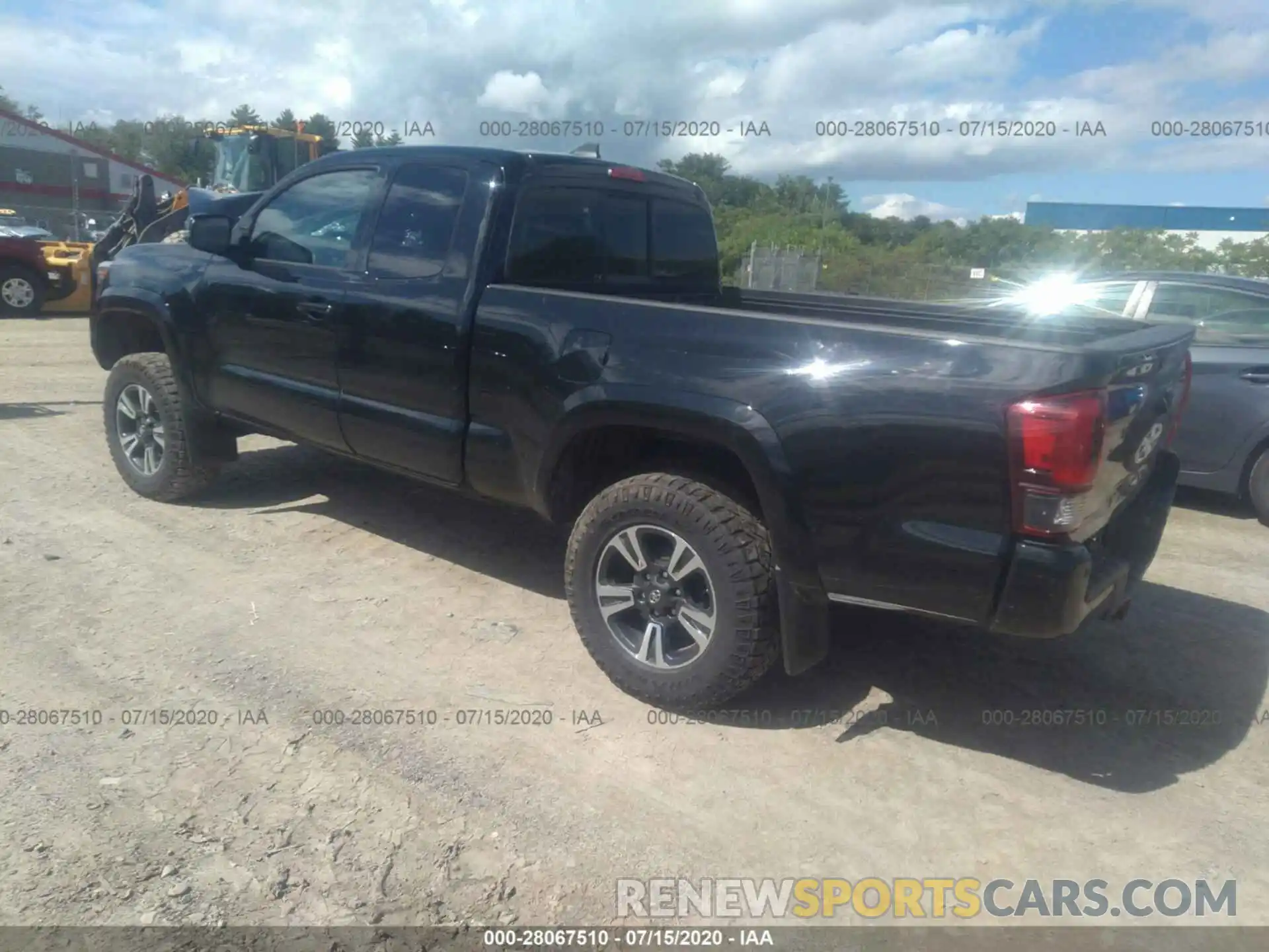 3 Photograph of a damaged car 5TFSZ5AN2KX181019 TOYOTA TACOMA 4WD 2019