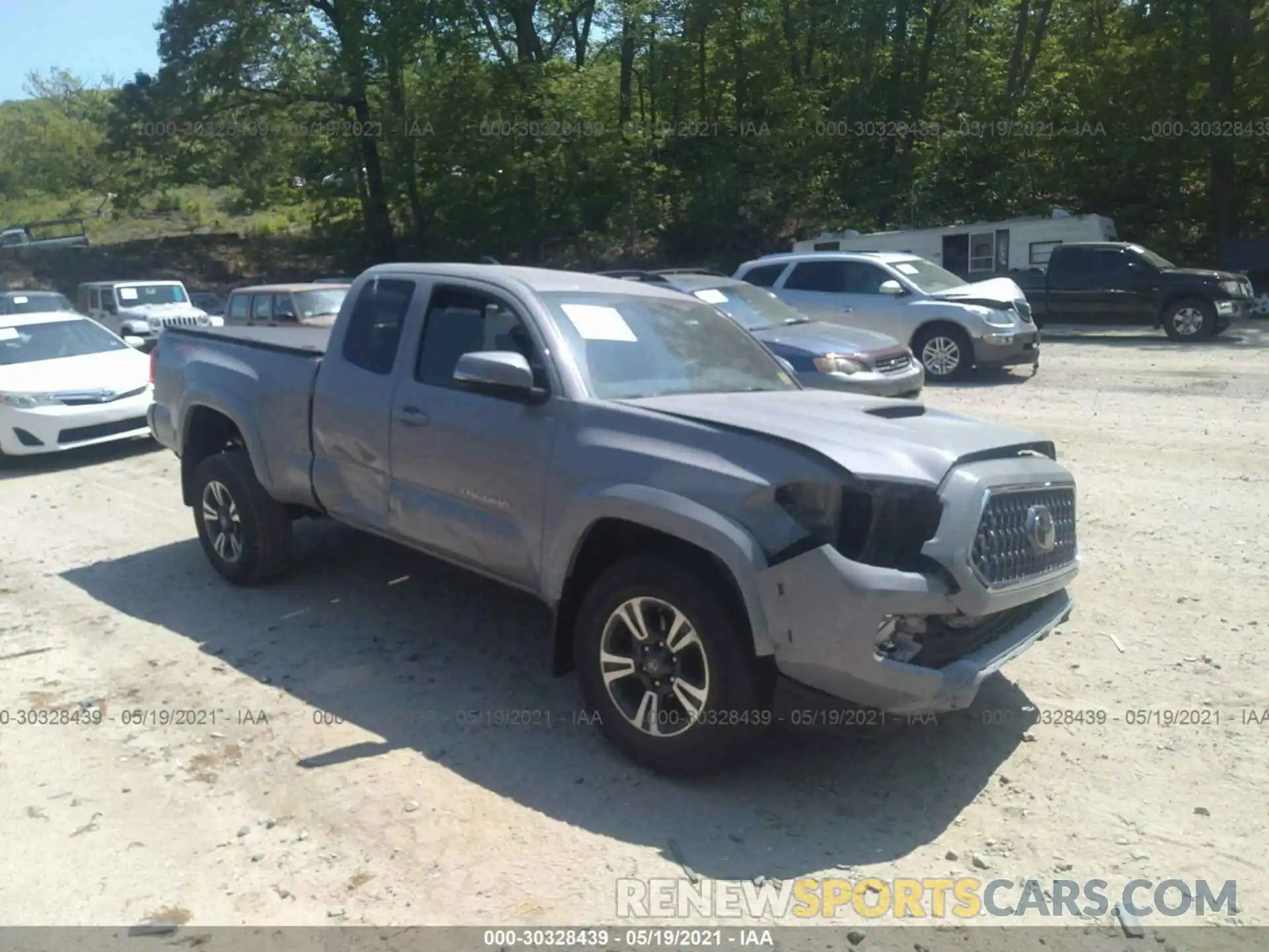 1 Photograph of a damaged car 5TFSZ5AN2KX186284 TOYOTA TACOMA 4WD 2019