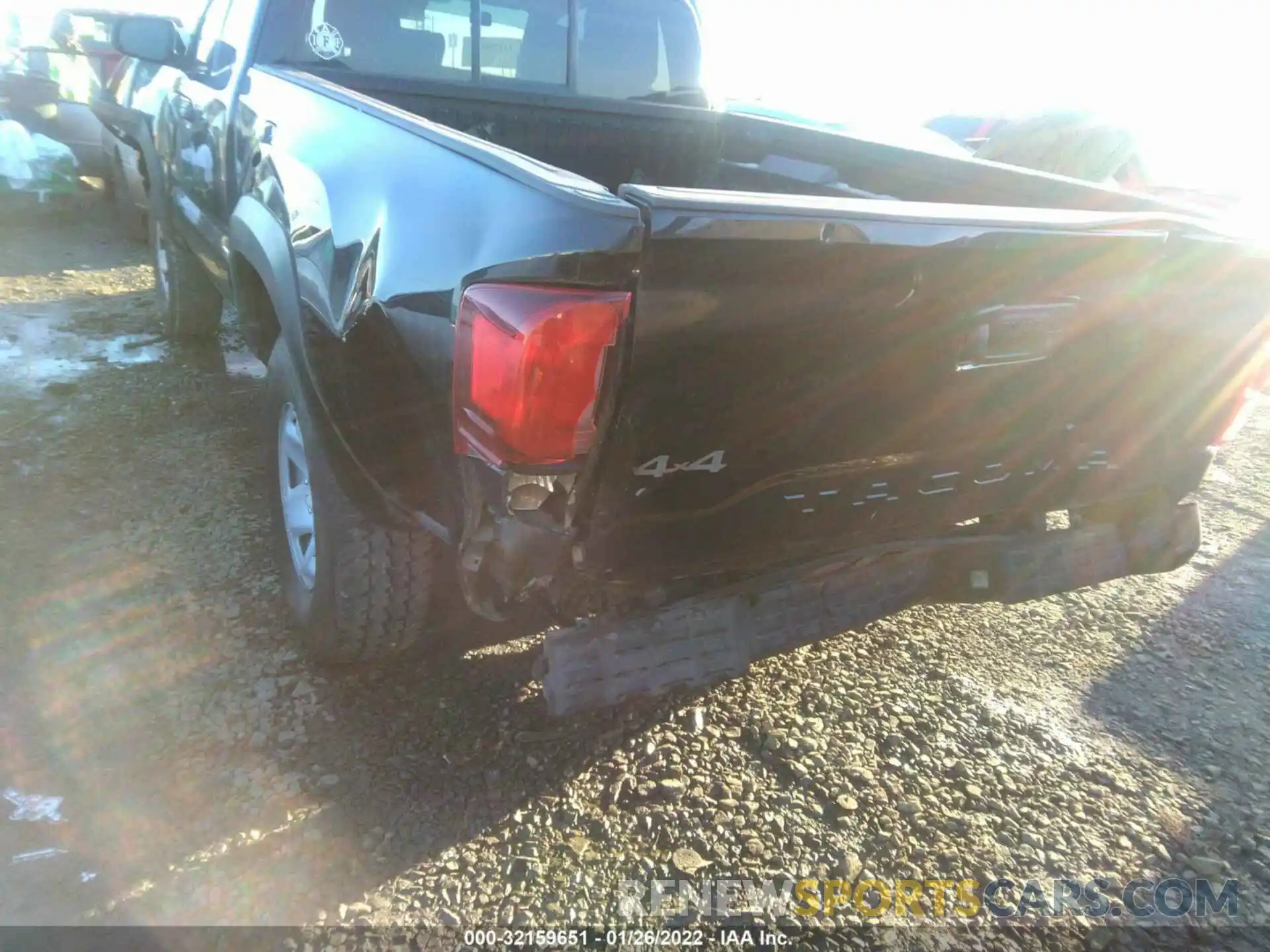 12 Photograph of a damaged car 5TFSZ5AN5KX168586 TOYOTA TACOMA 4WD 2019