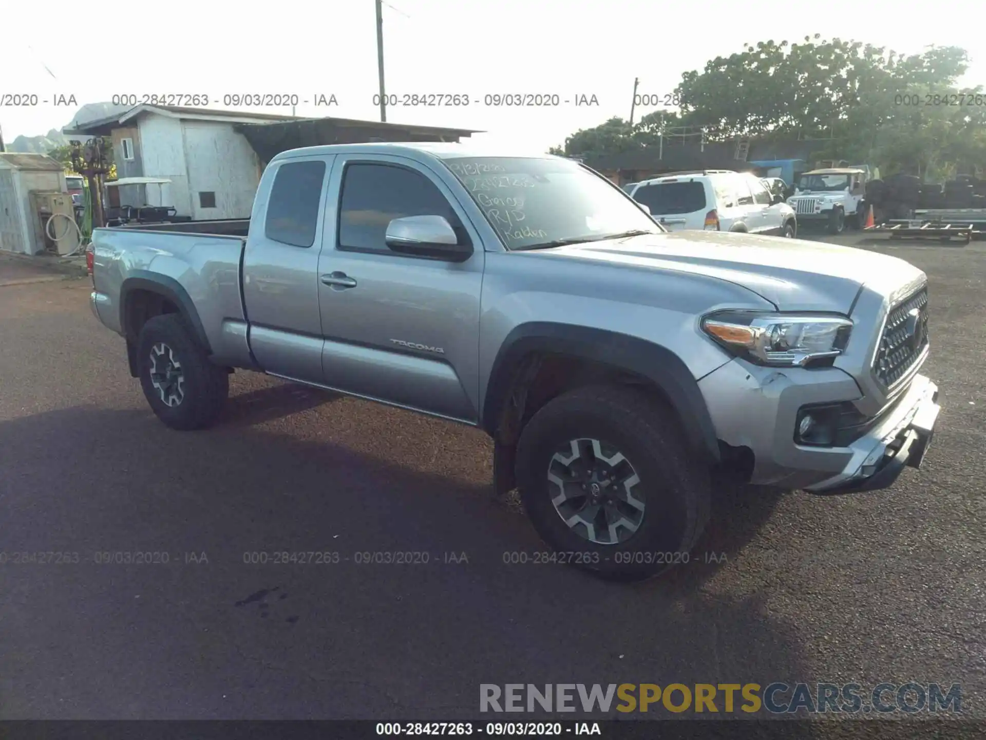 1 Photograph of a damaged car 5TFSZ5AN5KX208777 TOYOTA TACOMA 4WD 2019