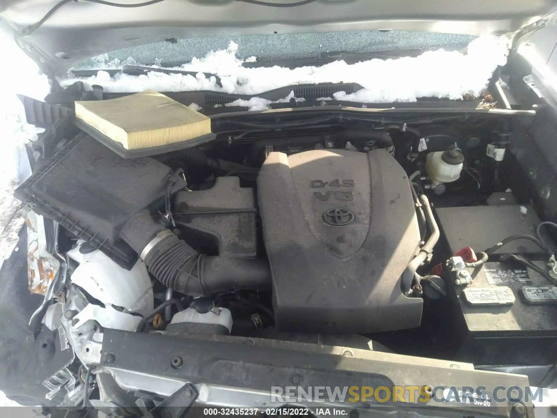 10 Photograph of a damaged car 5TFSZ5AN6KX200624 TOYOTA TACOMA 4WD 2019