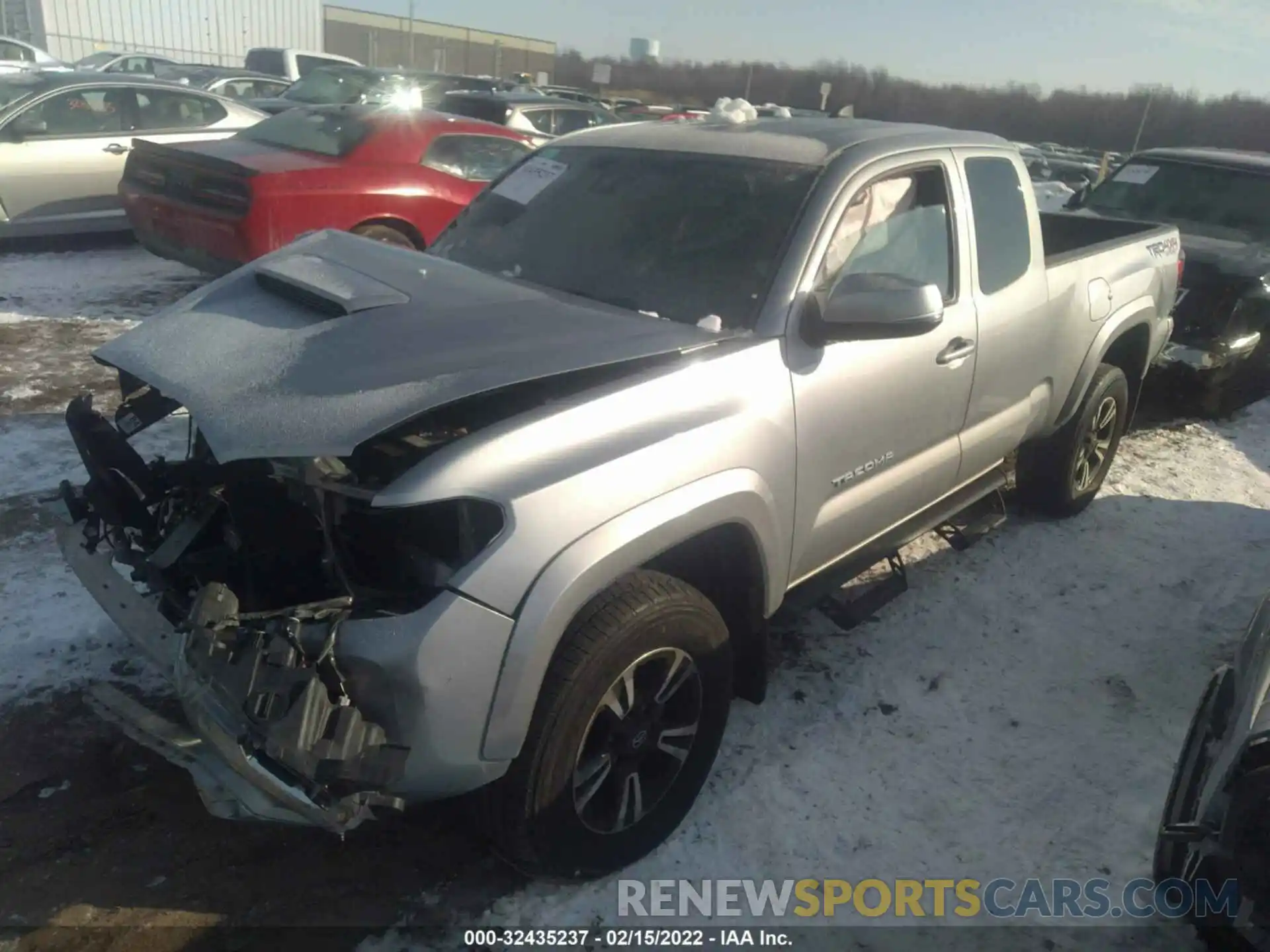 2 Photograph of a damaged car 5TFSZ5AN6KX200624 TOYOTA TACOMA 4WD 2019