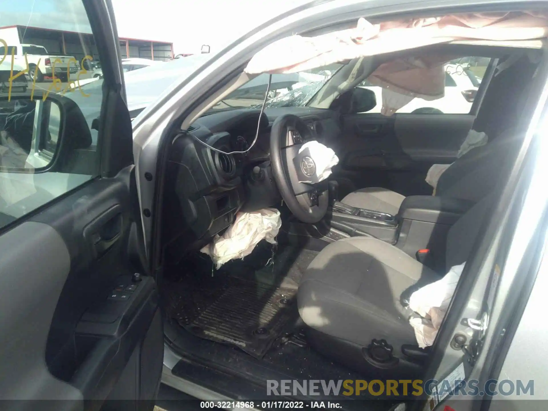 5 Photograph of a damaged car 5TFSZ5AN7KX171330 TOYOTA TACOMA 4WD 2019