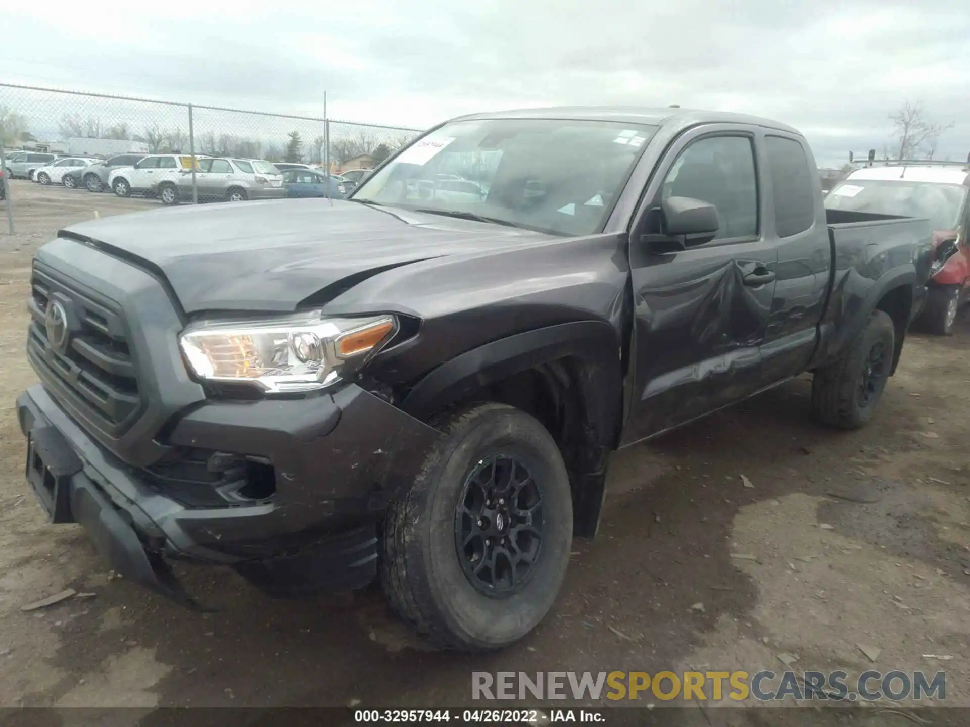 6 Photograph of a damaged car 5TFSZ5AN7KX198625 TOYOTA TACOMA 4WD 2019