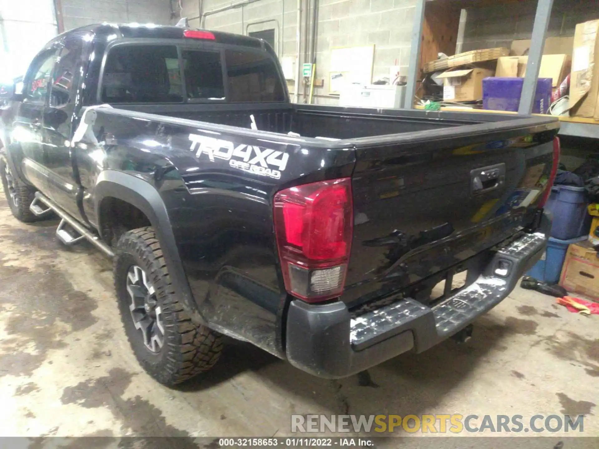 3 Photograph of a damaged car 5TFSZ5AN9KX177078 TOYOTA TACOMA 4WD 2019