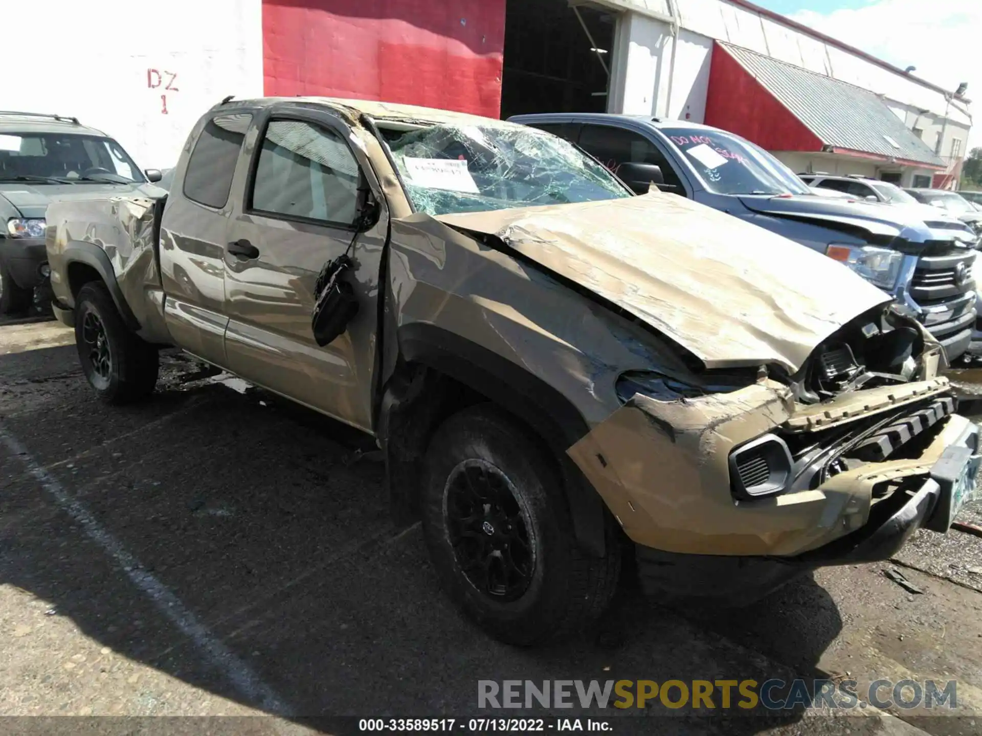 1 Photograph of a damaged car 5TFSZ5AN9KX194835 TOYOTA TACOMA 4WD 2019