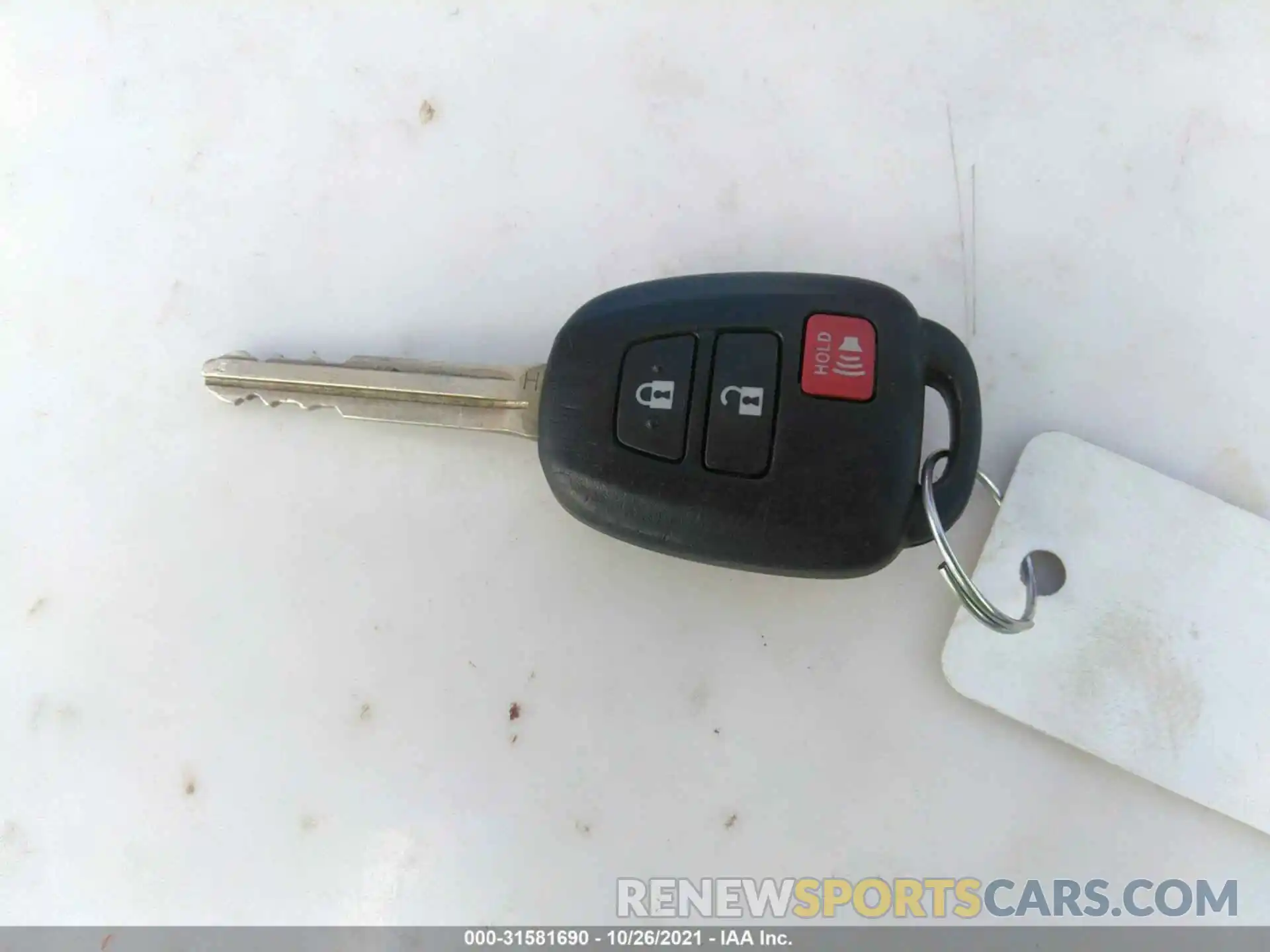 11 Photograph of a damaged car 5TFSZ5ANXKX168051 TOYOTA TACOMA 4WD 2019