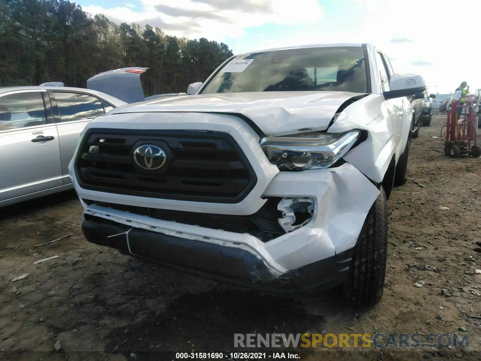 6 Photograph of a damaged car 5TFSZ5ANXKX168051 TOYOTA TACOMA 4WD 2019