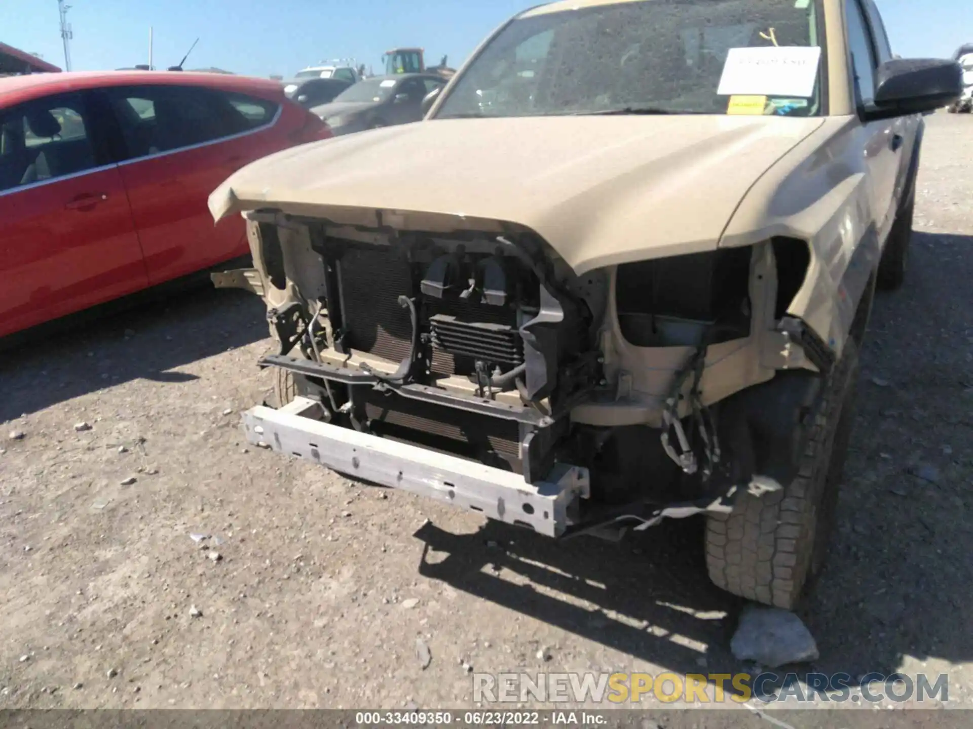 6 Photograph of a damaged car 5TFSZ5ANXKX176859 TOYOTA TACOMA 4WD 2019