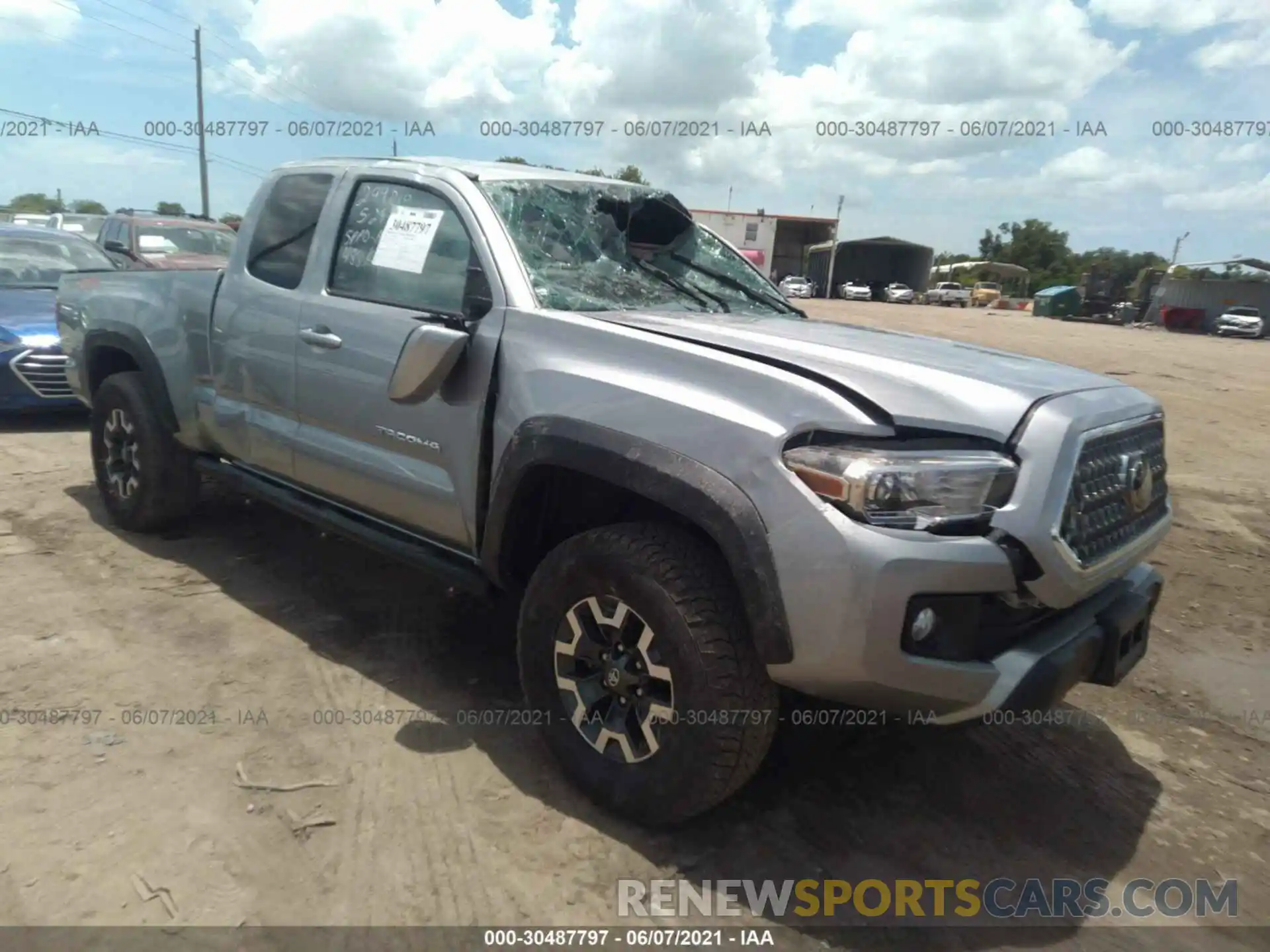 1 Photograph of a damaged car 5TFSZ5ANXKX198487 TOYOTA TACOMA 4WD 2019