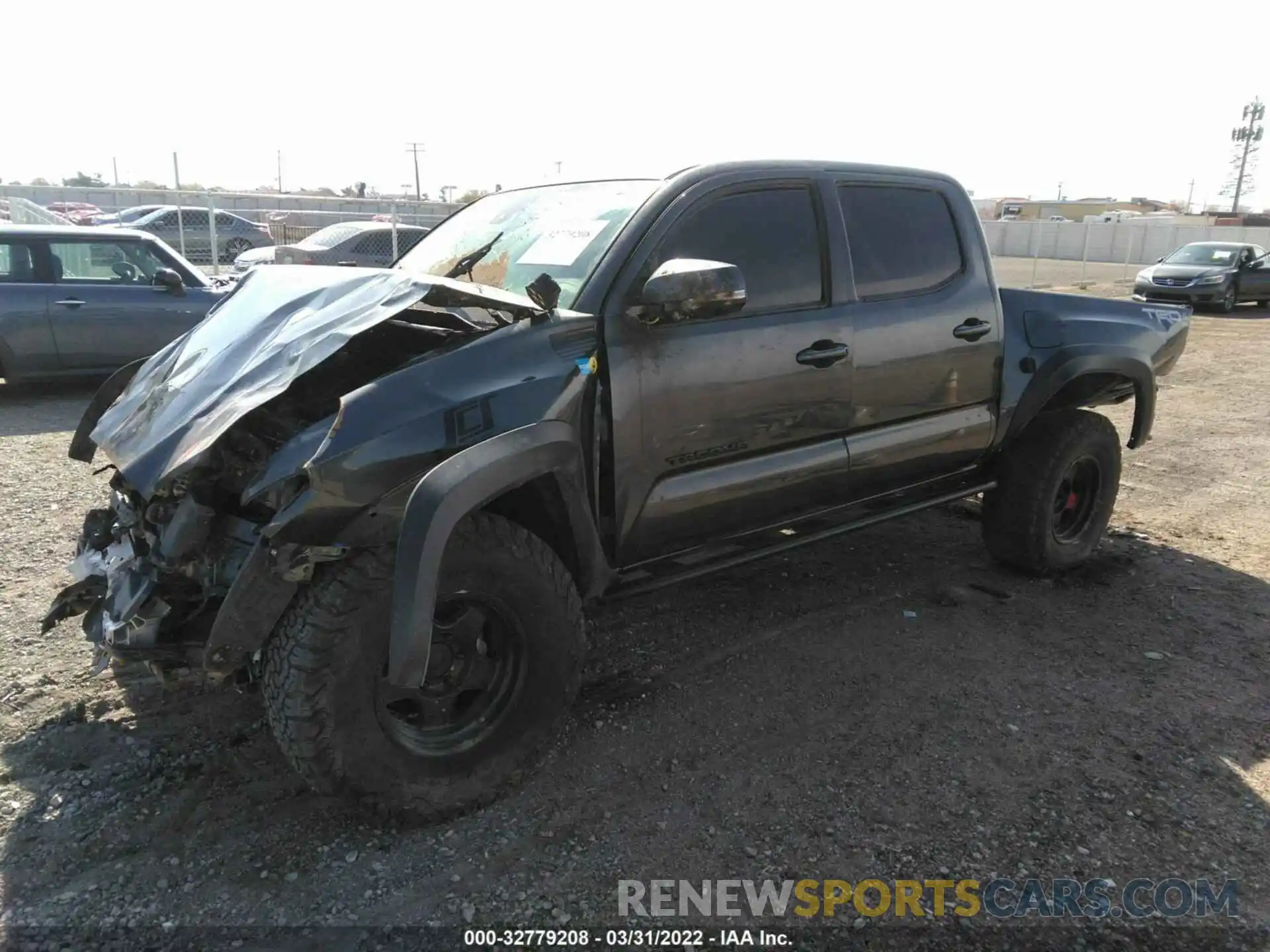 2 Photograph of a damaged car 3TMCZ5AN0LM294561 TOYOTA TACOMA 4WD 2020