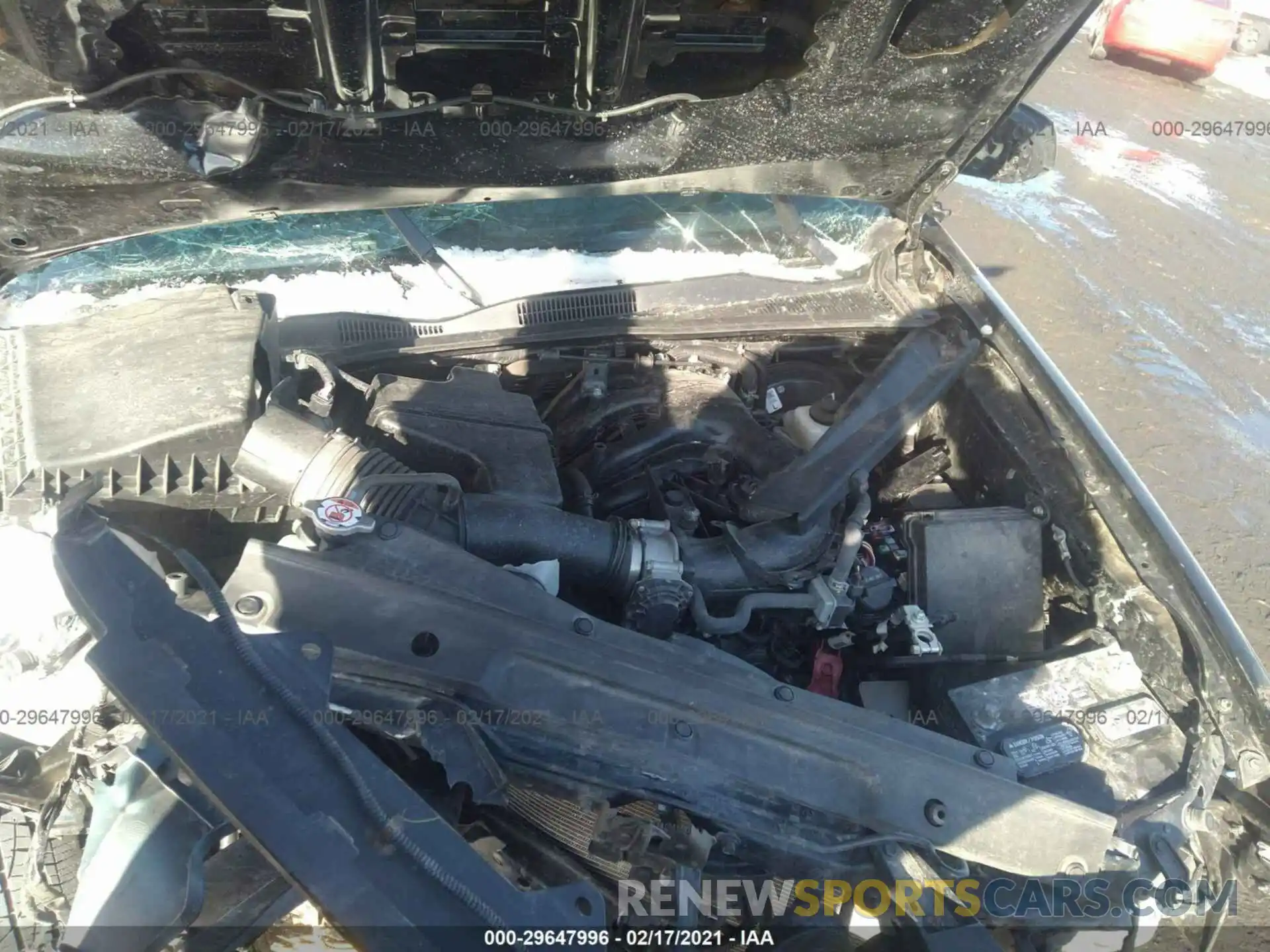 10 Photograph of a damaged car 3TMCZ5AN0LM301461 TOYOTA TACOMA 4WD 2020