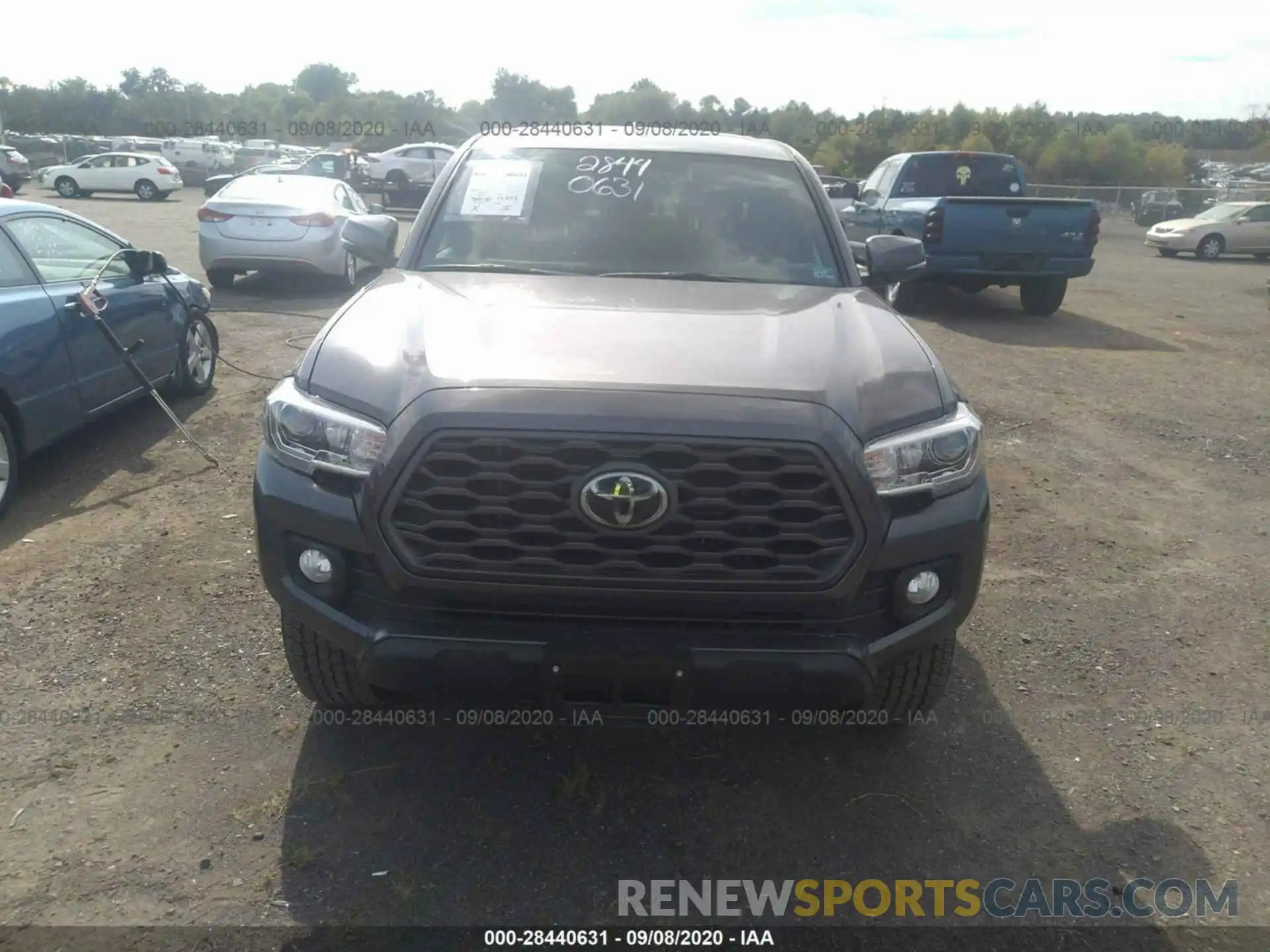 6 Photograph of a damaged car 3TMCZ5AN0LM310872 TOYOTA TACOMA 4WD 2020