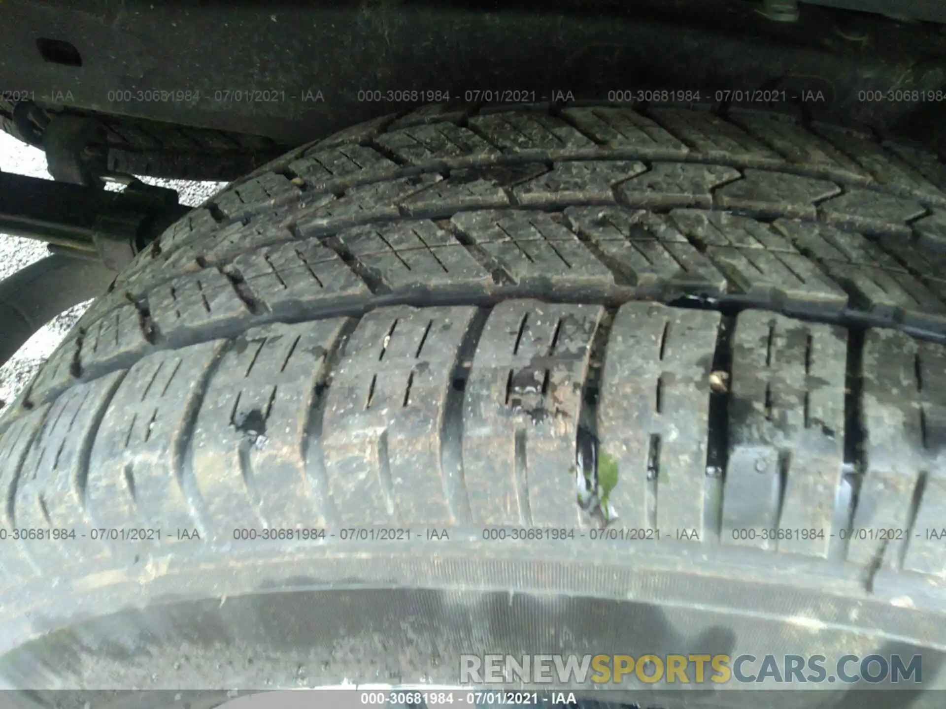 14 Photograph of a damaged car 3TMCZ5AN0LM322519 TOYOTA TACOMA 4WD 2020