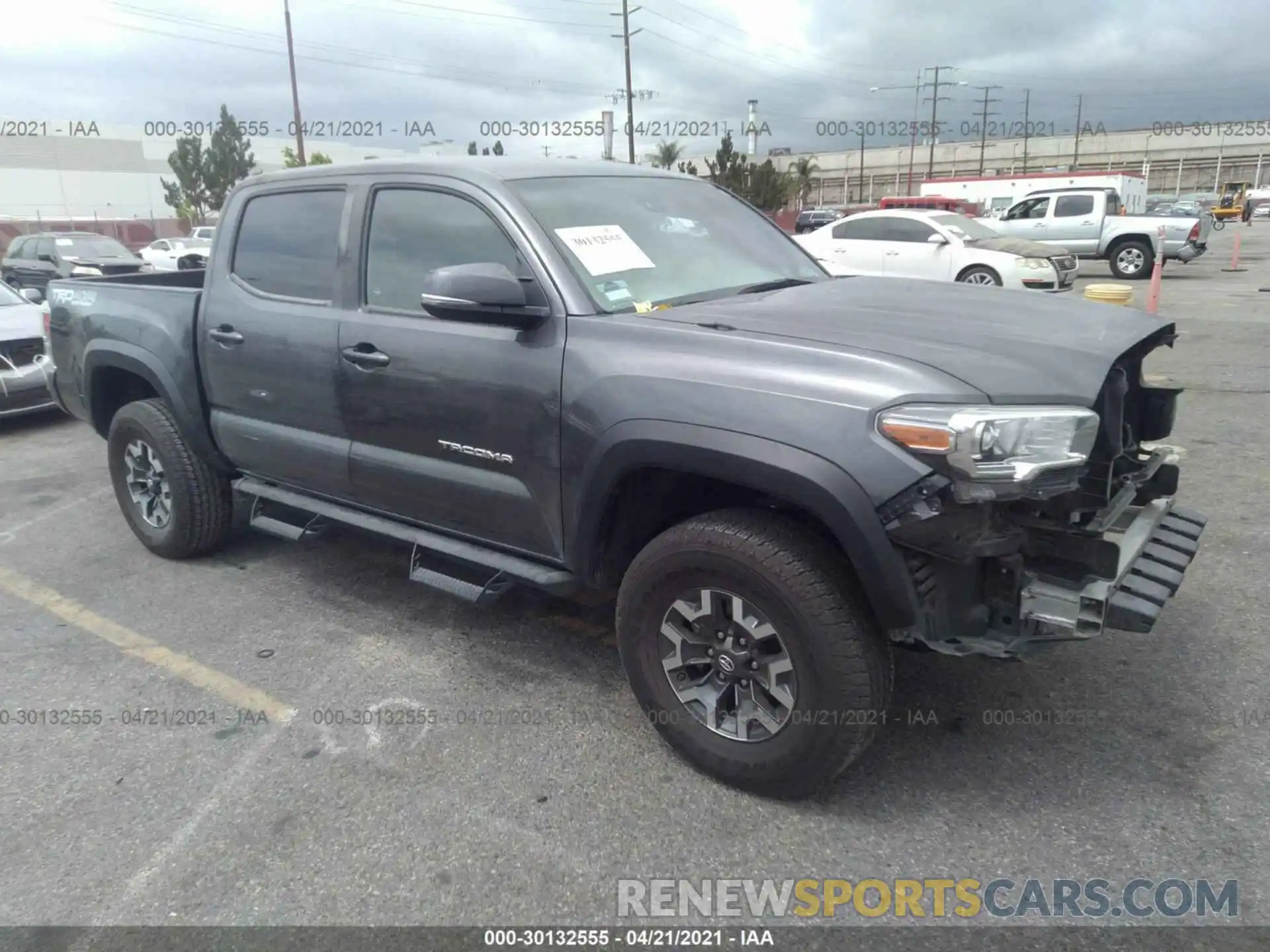 1 Photograph of a damaged car 3TMCZ5AN0LM323654 TOYOTA TACOMA 4WD 2020