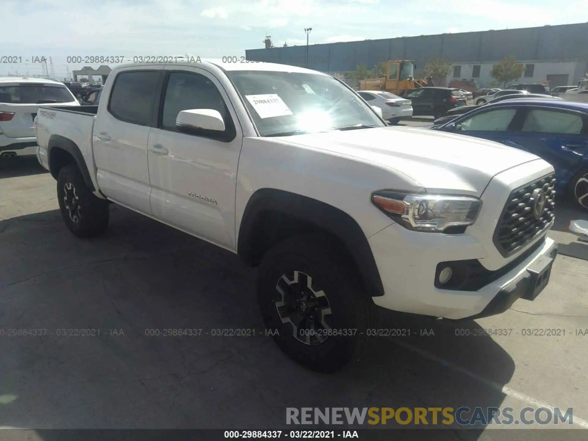 1 Photograph of a damaged car 3TMCZ5AN0LM328501 TOYOTA TACOMA 4WD 2020