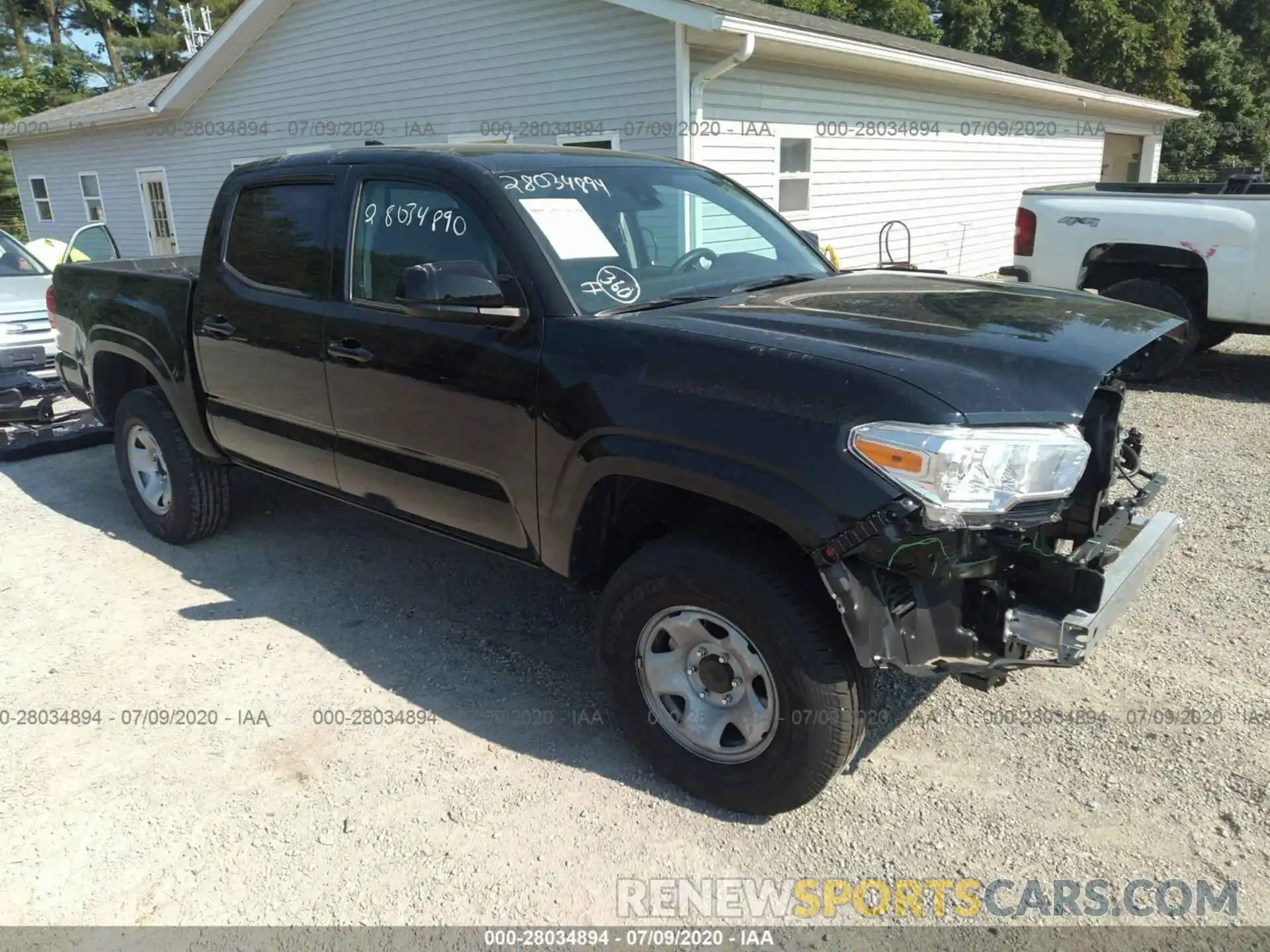 1 Photograph of a damaged car 3TMCZ5AN0LM331088 TOYOTA TACOMA 4WD 2020