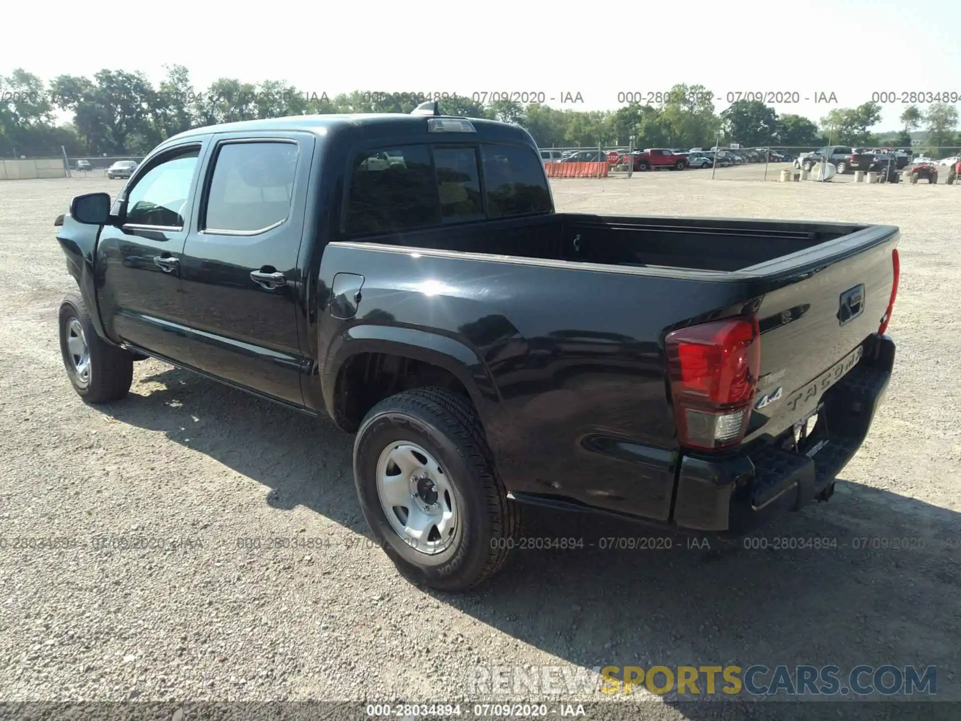 3 Photograph of a damaged car 3TMCZ5AN0LM331088 TOYOTA TACOMA 4WD 2020