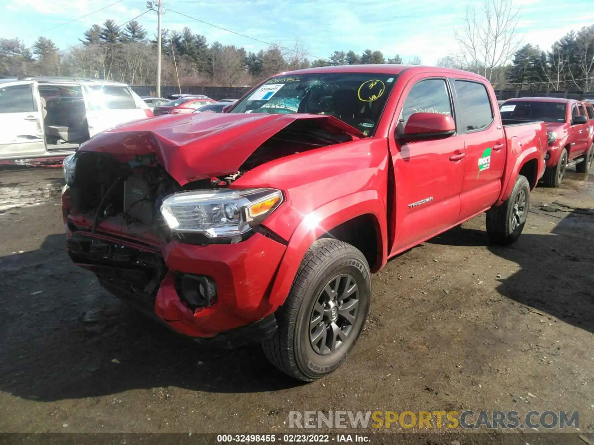 2 Photograph of a damaged car 3TMCZ5AN0LM338817 TOYOTA TACOMA 4WD 2020