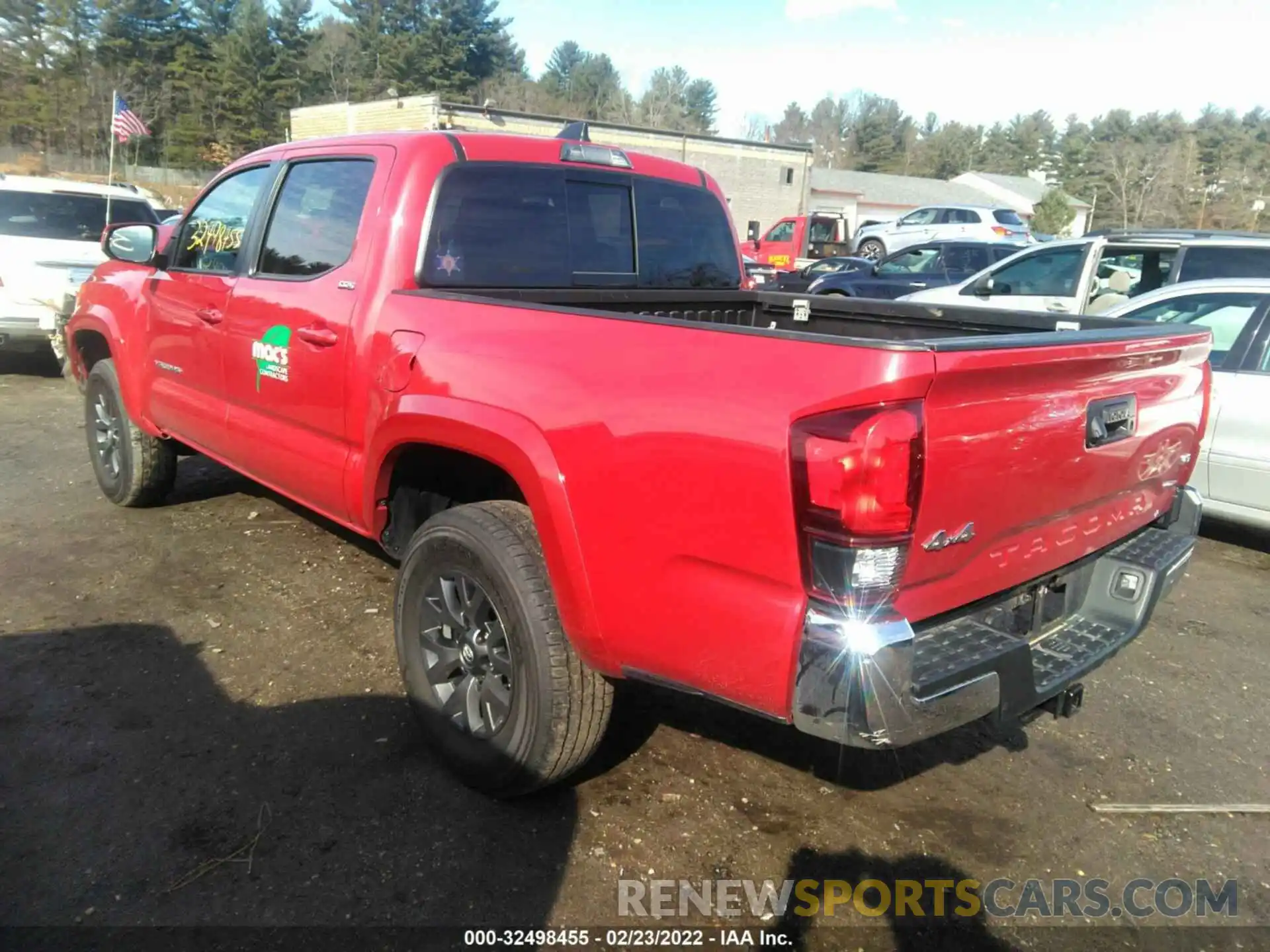 3 Photograph of a damaged car 3TMCZ5AN0LM338817 TOYOTA TACOMA 4WD 2020