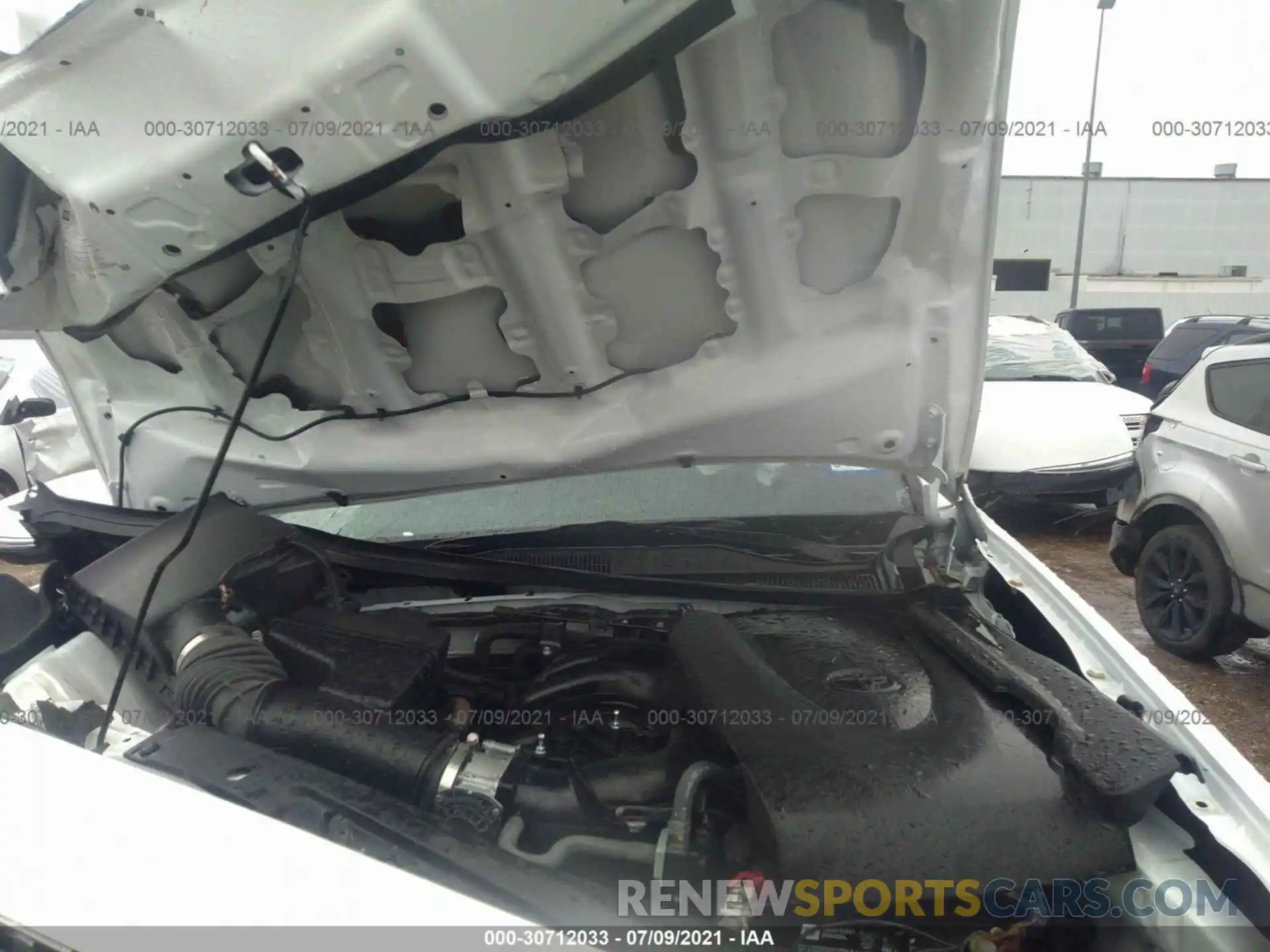 10 Photograph of a damaged car 3TMCZ5AN0LM343998 TOYOTA TACOMA 4WD 2020