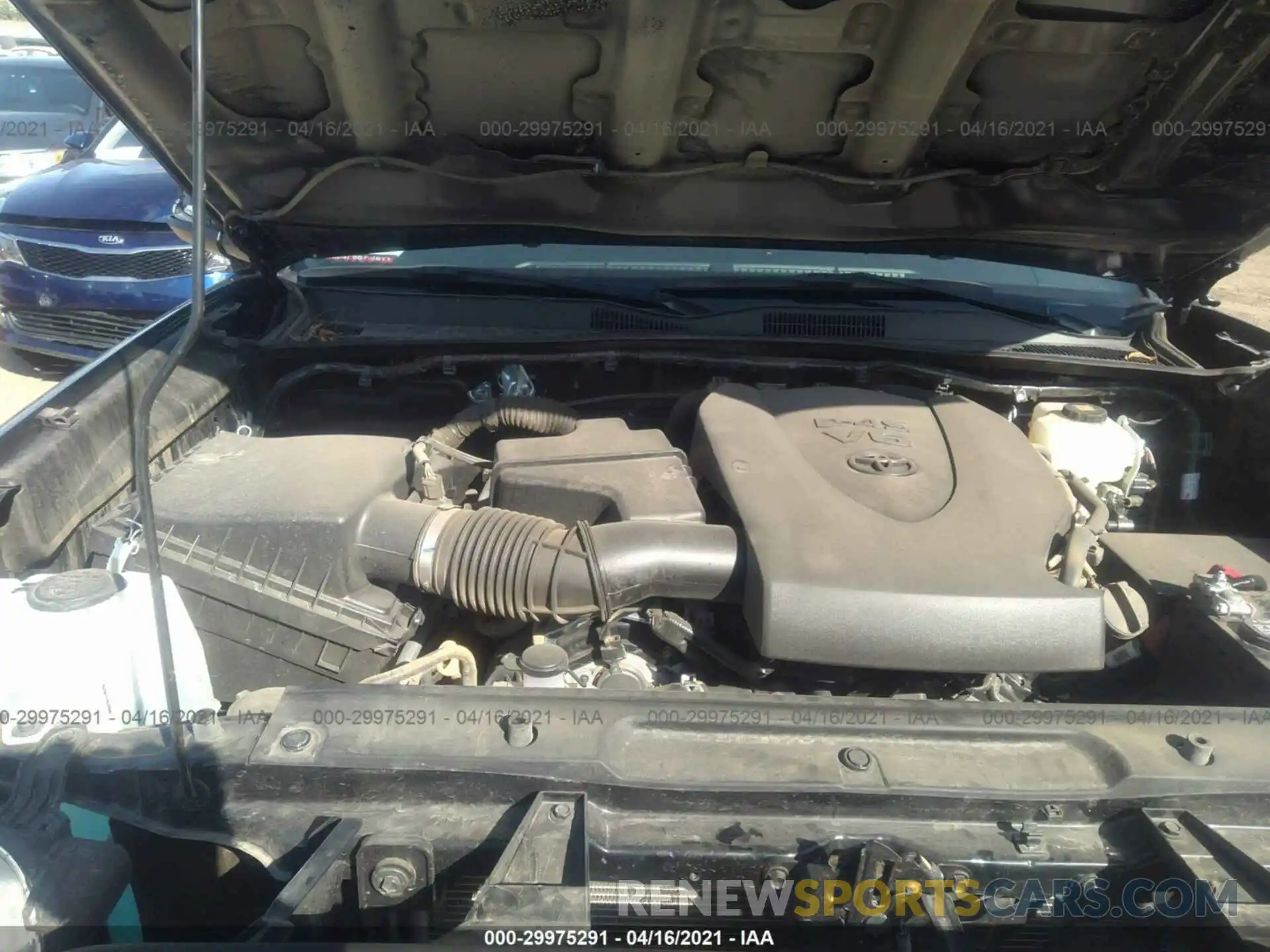 10 Photograph of a damaged car 3TMCZ5AN0LM344813 TOYOTA TACOMA 4WD 2020