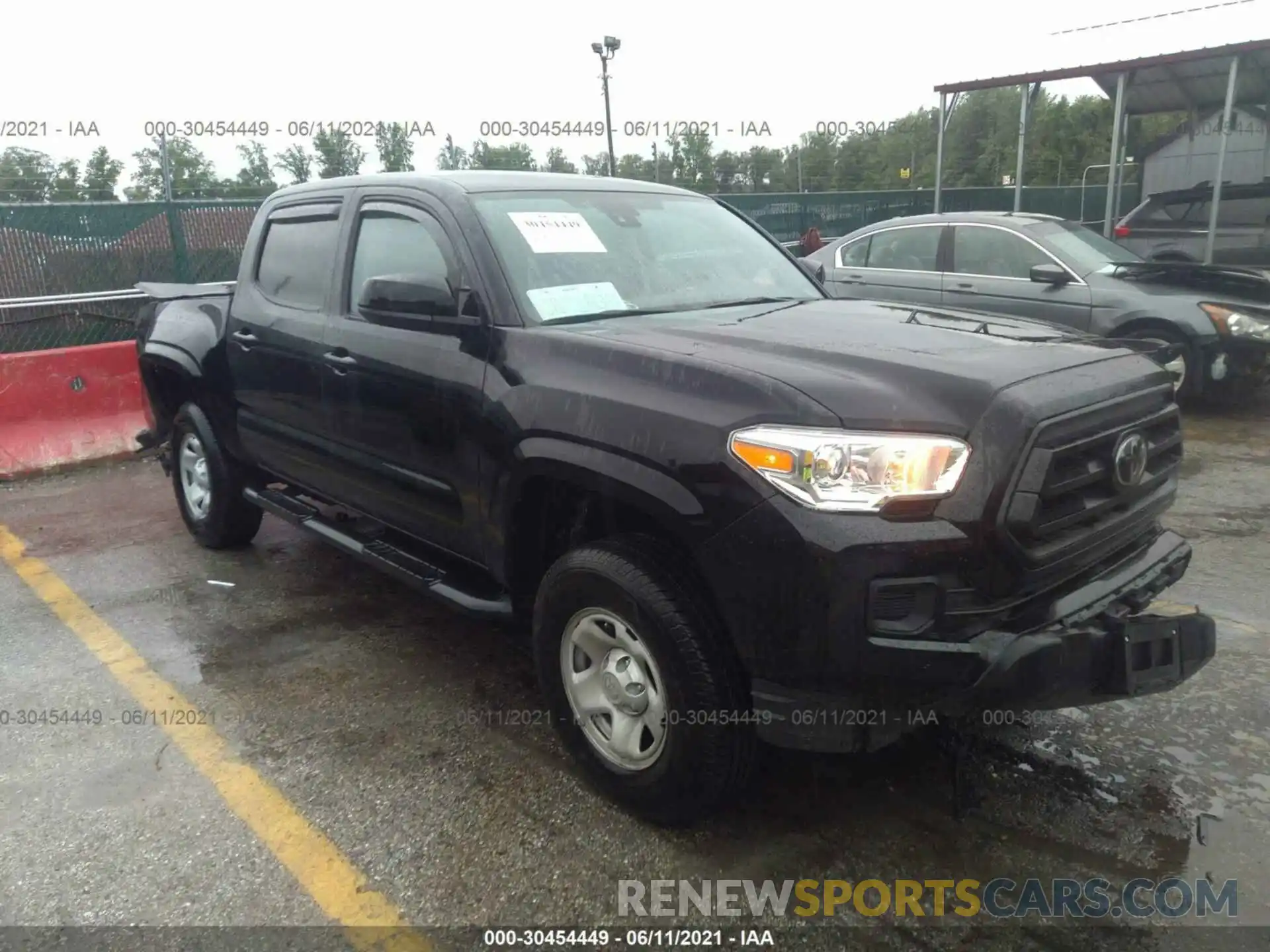 1 Photograph of a damaged car 3TMCZ5AN0LM352989 TOYOTA TACOMA 4WD 2020