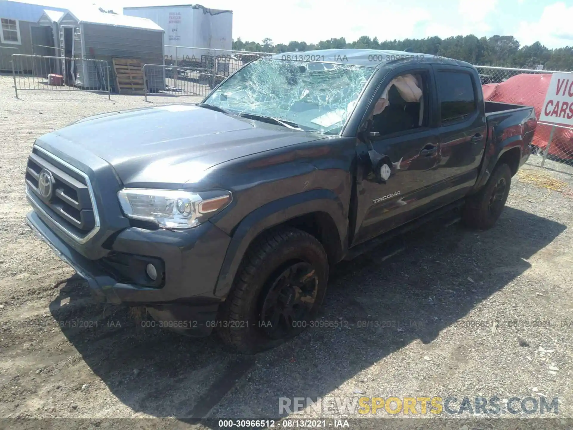 2 Фотография поврежденного автомобиля 3TMCZ5AN1LM299008 TOYOTA TACOMA 4WD 2020