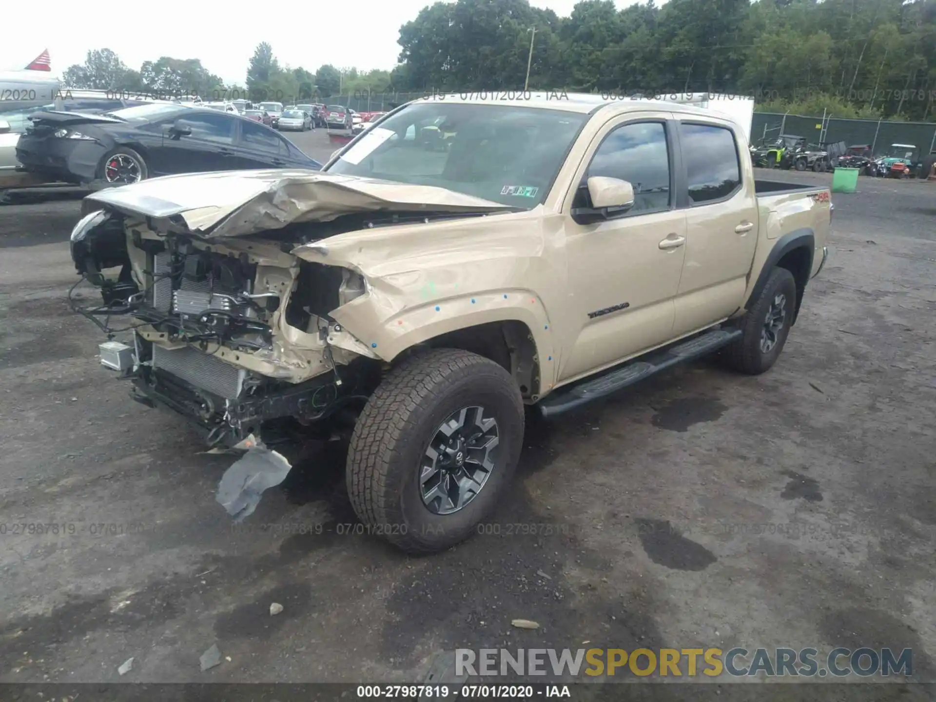 2 Фотография поврежденного автомобиля 3TMCZ5AN1LM301100 TOYOTA TACOMA 4WD 2020