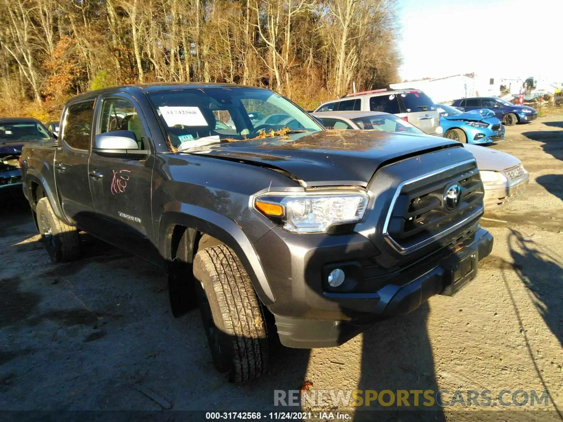 1 Photograph of a damaged car 3TMCZ5AN1LM306765 TOYOTA TACOMA 4WD 2020