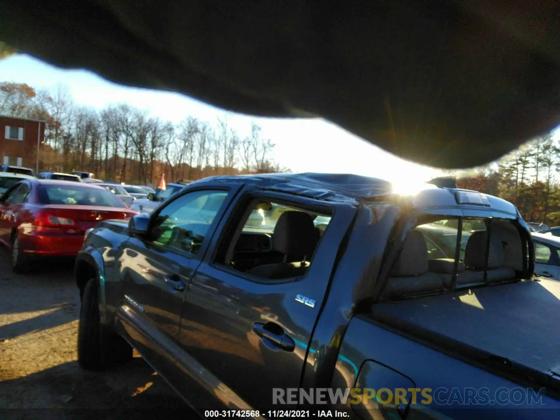 6 Photograph of a damaged car 3TMCZ5AN1LM306765 TOYOTA TACOMA 4WD 2020