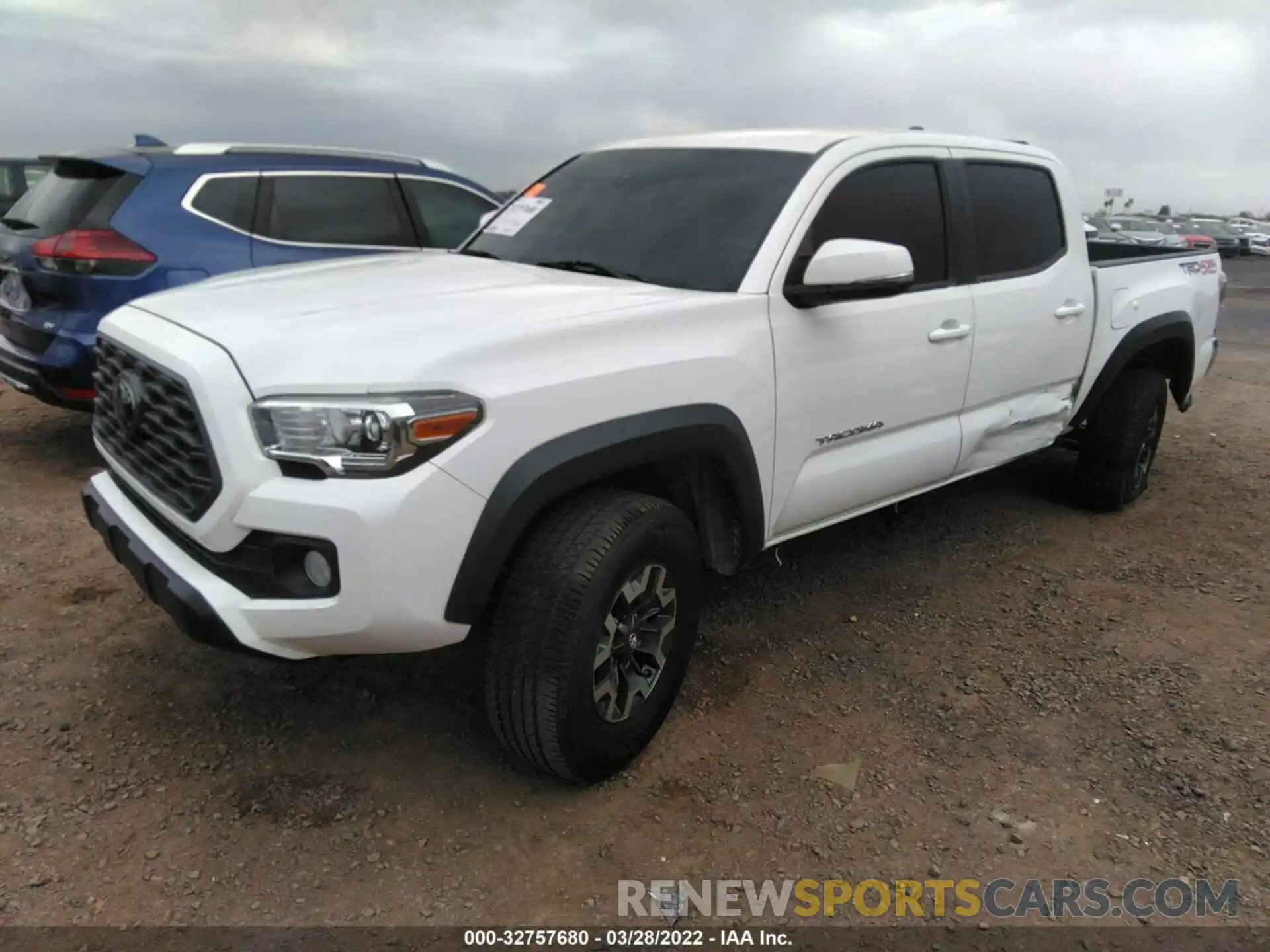 2 Photograph of a damaged car 3TMCZ5AN1LM309214 TOYOTA TACOMA 4WD 2020