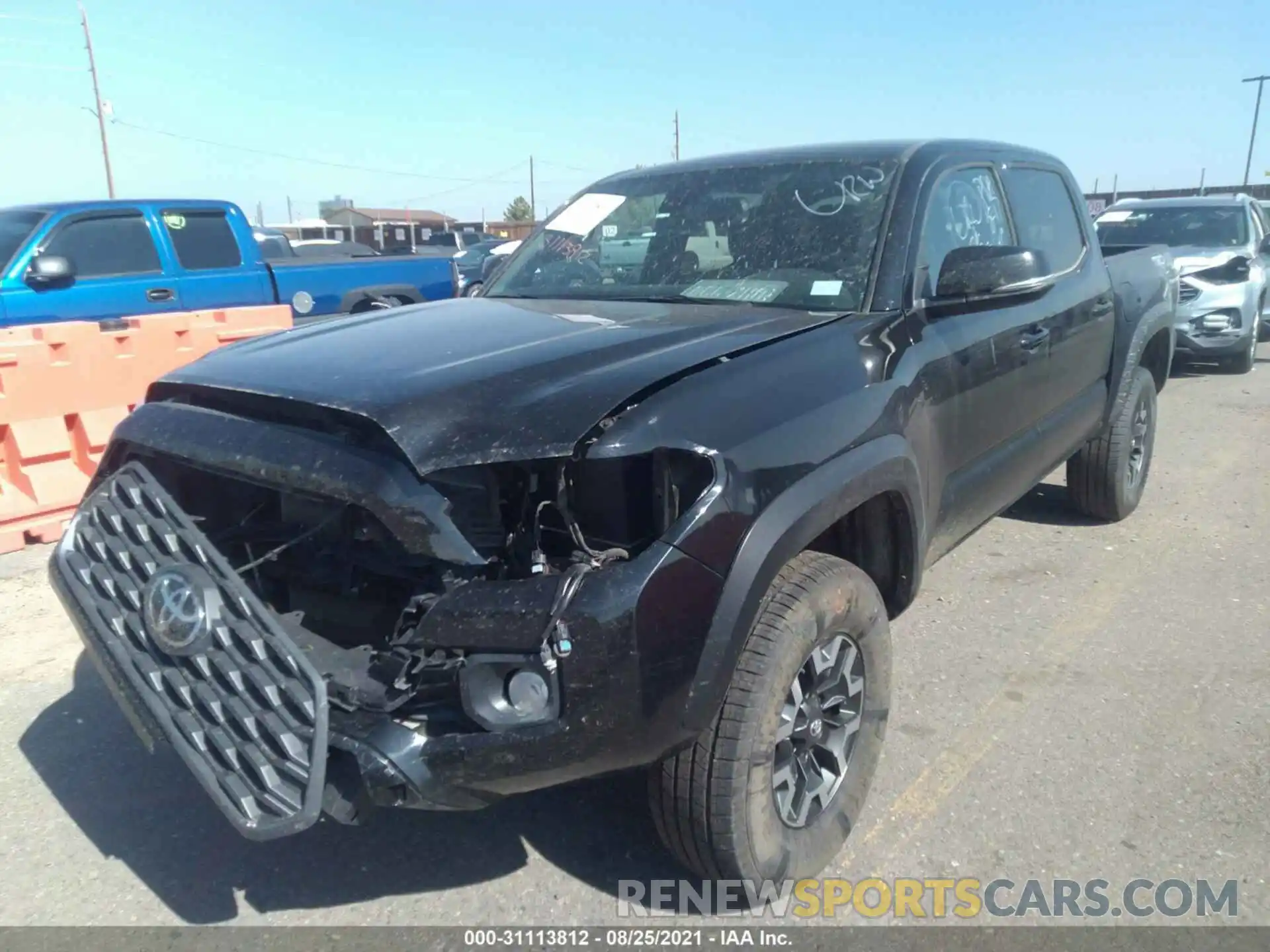 2 Photograph of a damaged car 3TMCZ5AN1LM314252 TOYOTA TACOMA 4WD 2020