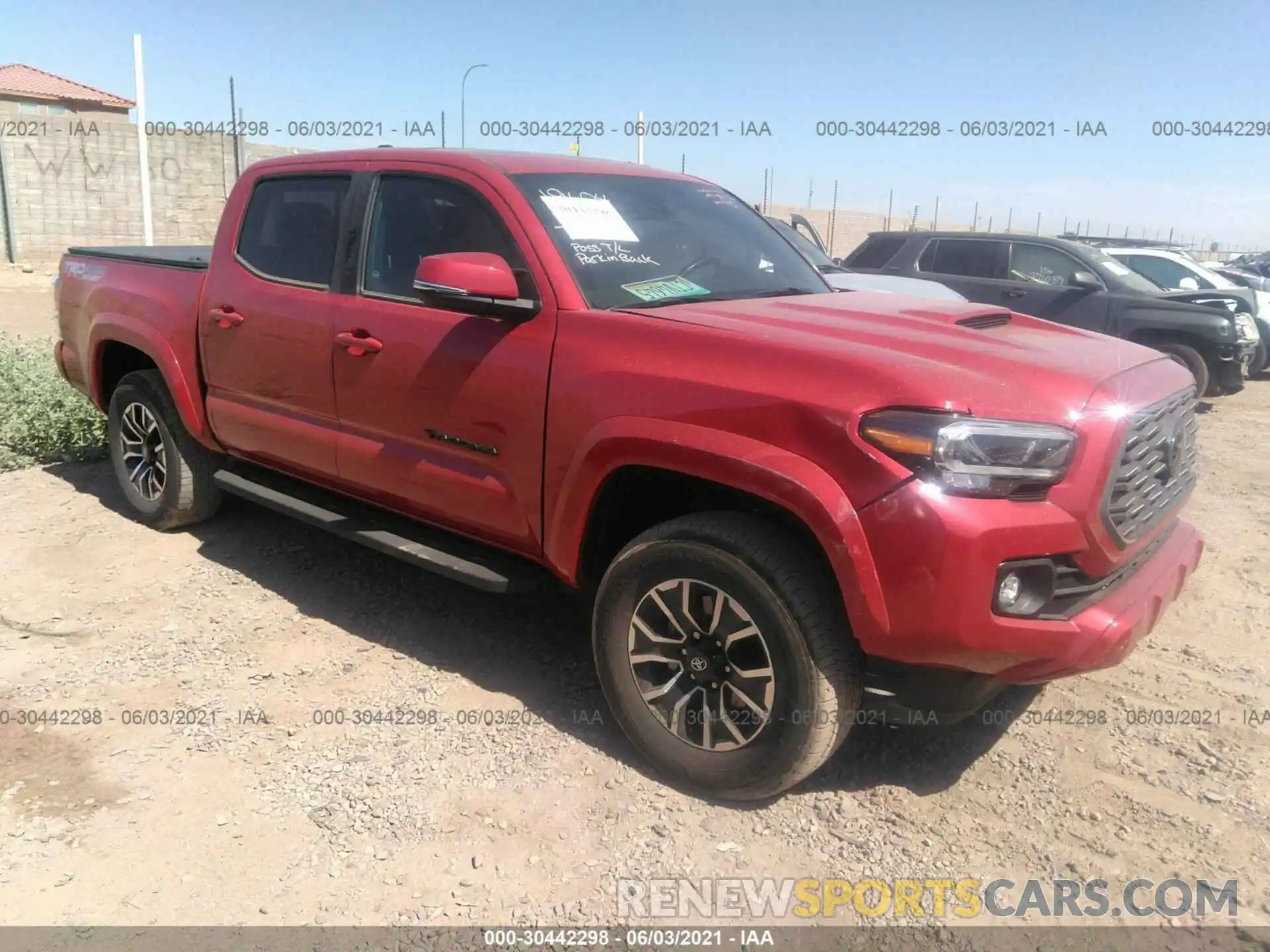 1 Photograph of a damaged car 3TMCZ5AN1LM315000 TOYOTA TACOMA 4WD 2020