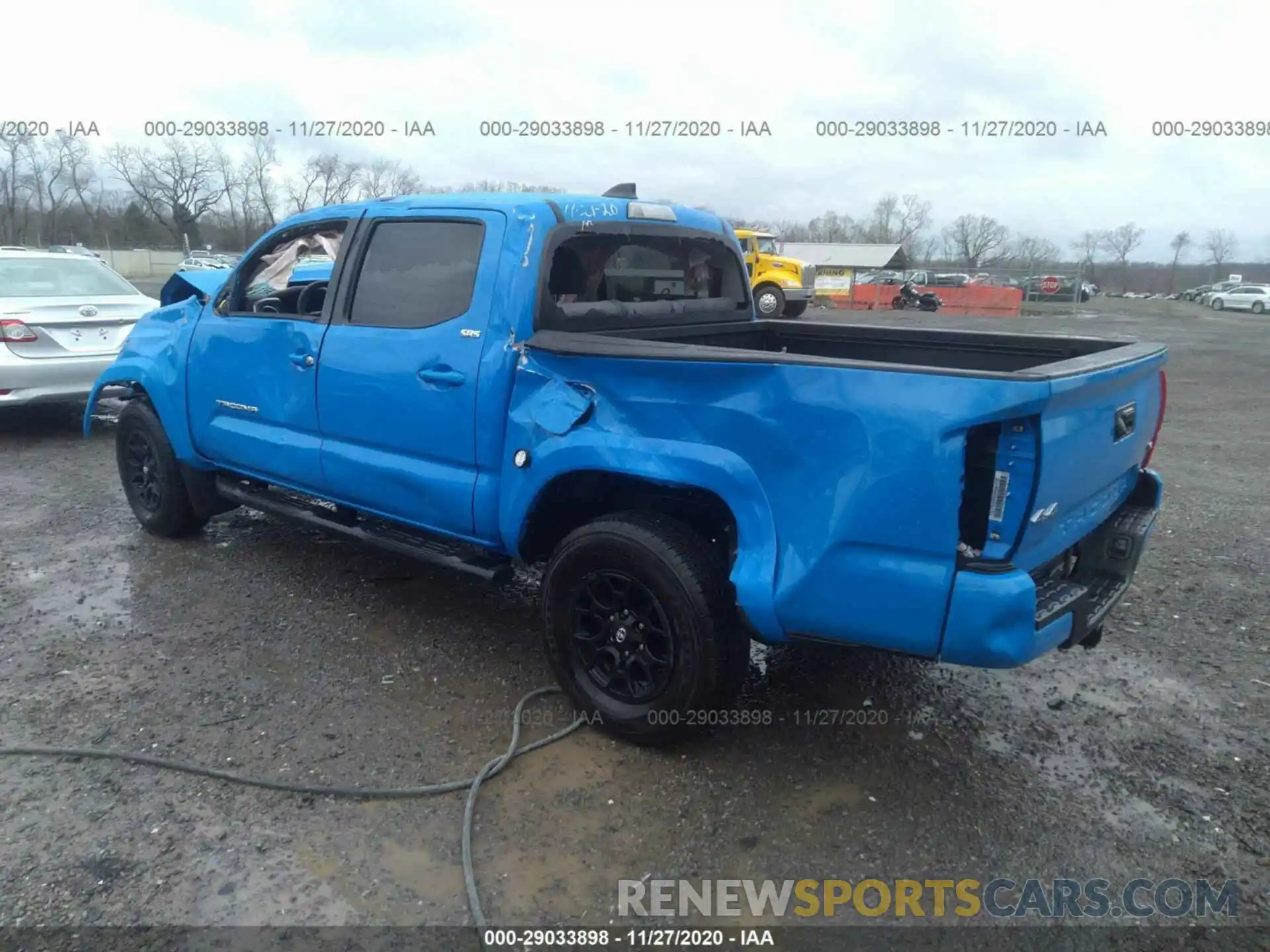 3 Photograph of a damaged car 3TMCZ5AN1LM322691 TOYOTA TACOMA 4WD 2020