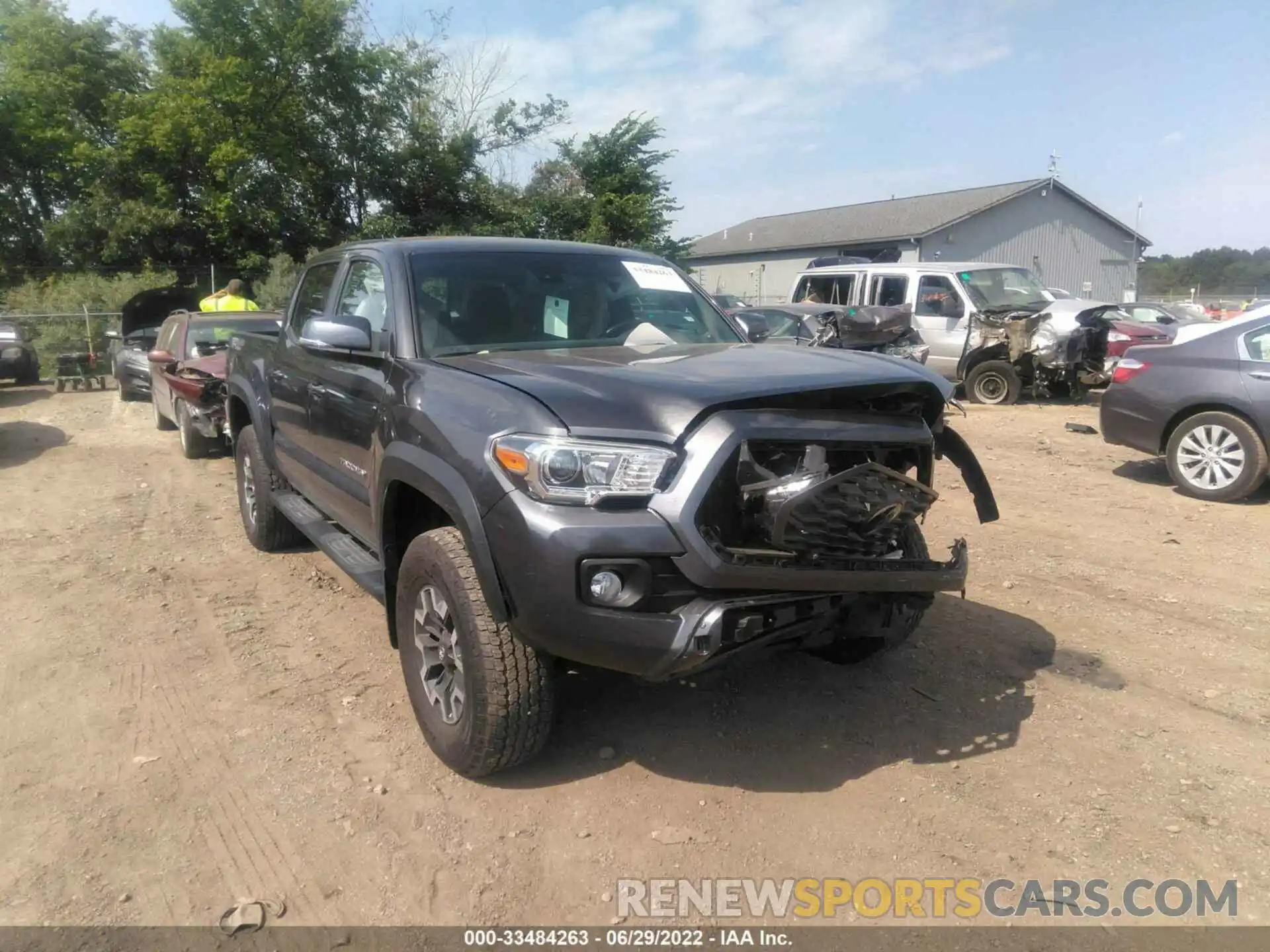 1 Photograph of a damaged car 3TMCZ5AN1LM331200 TOYOTA TACOMA 4WD 2020