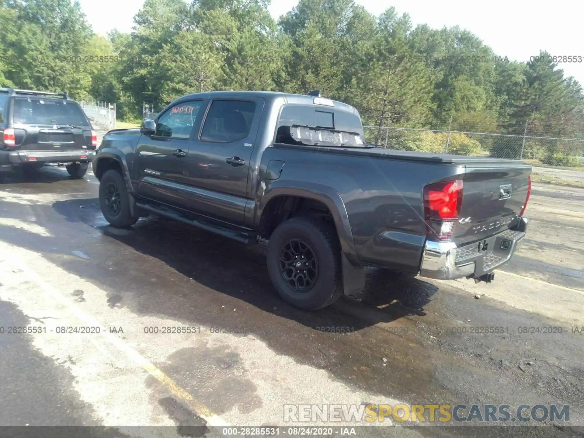 3 Фотография поврежденного автомобиля 3TMCZ5AN1LM337790 TOYOTA TACOMA 4WD 2020