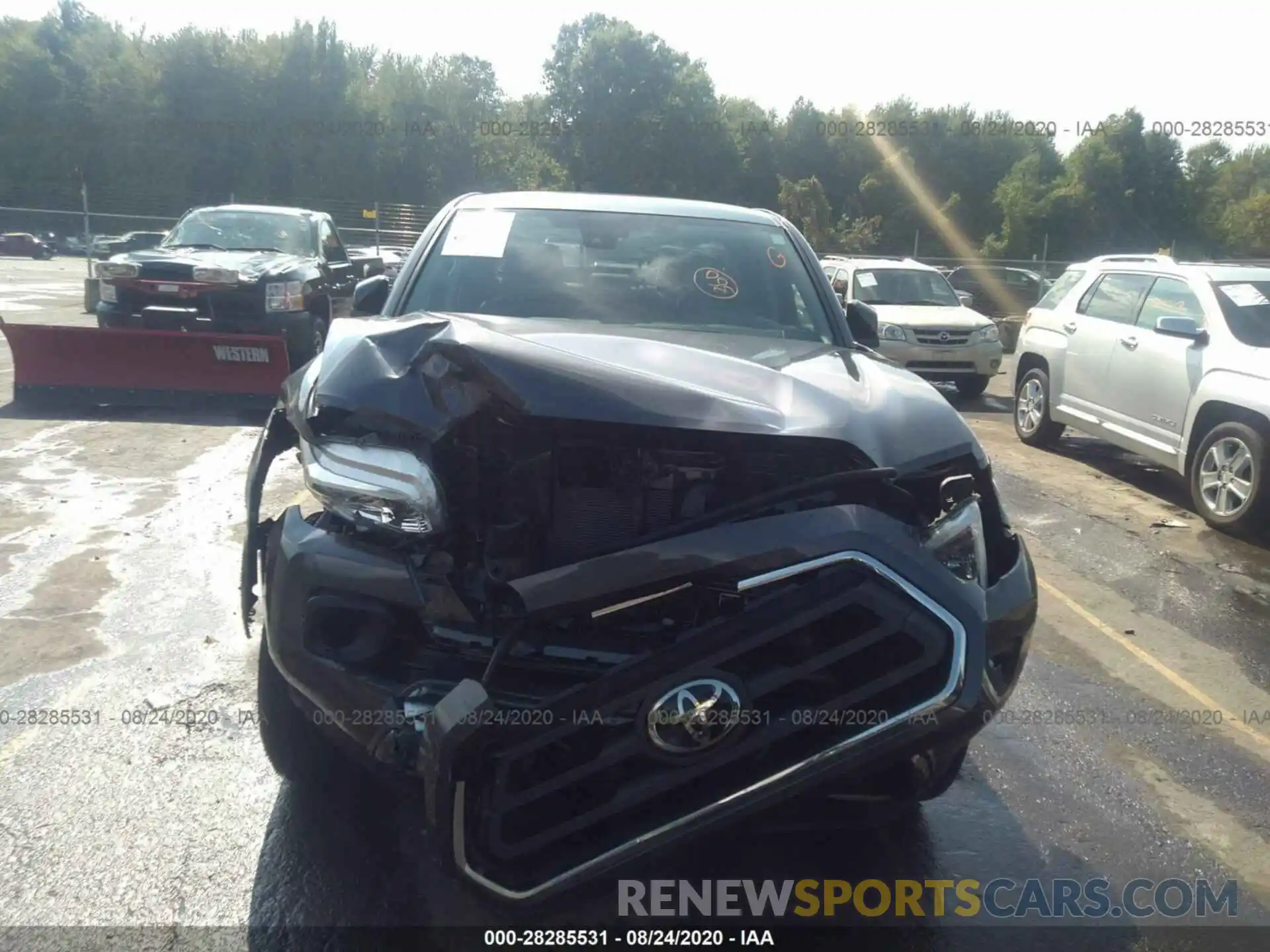 6 Photograph of a damaged car 3TMCZ5AN1LM337790 TOYOTA TACOMA 4WD 2020